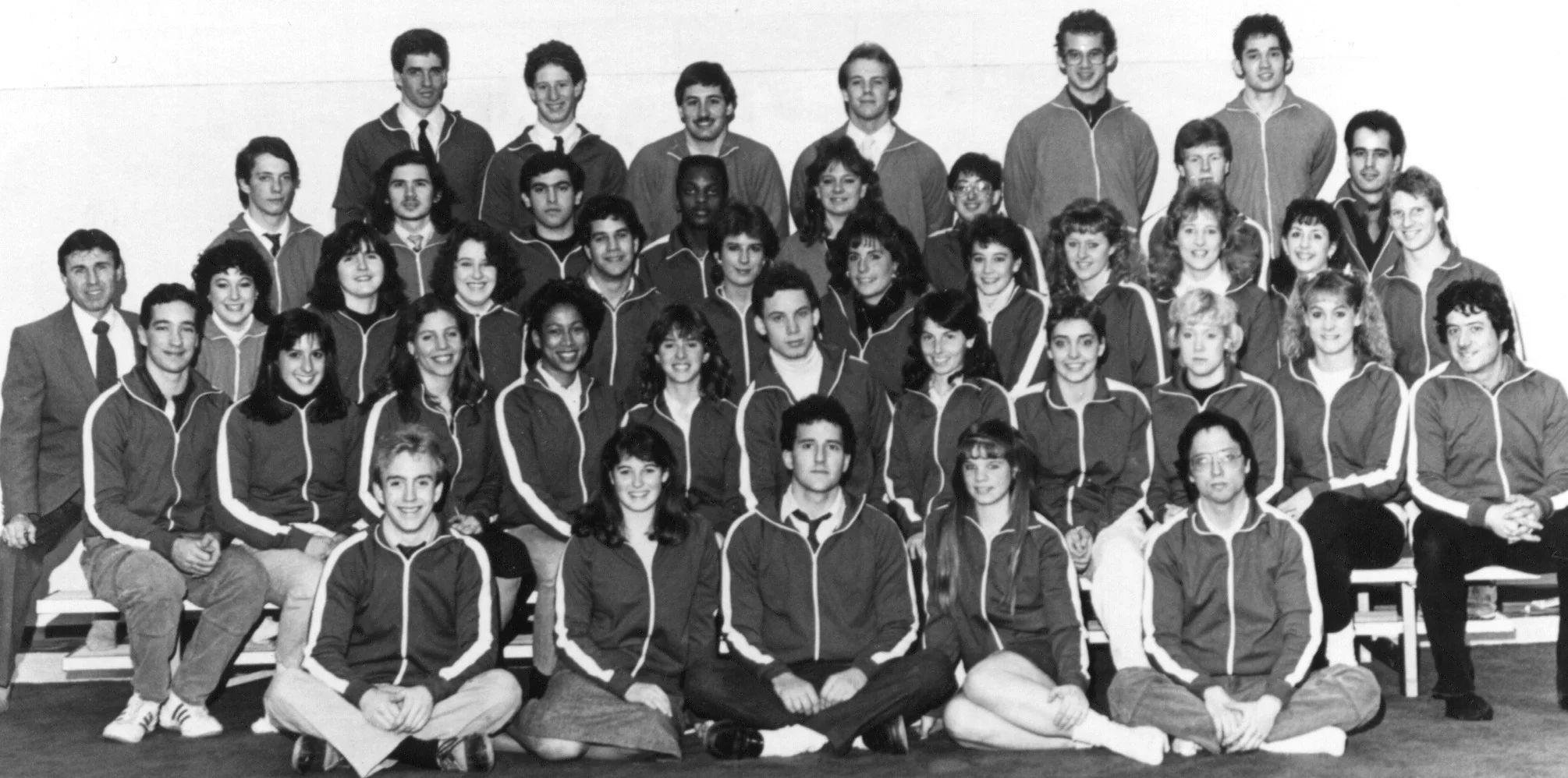 1987 Troupe.jpg