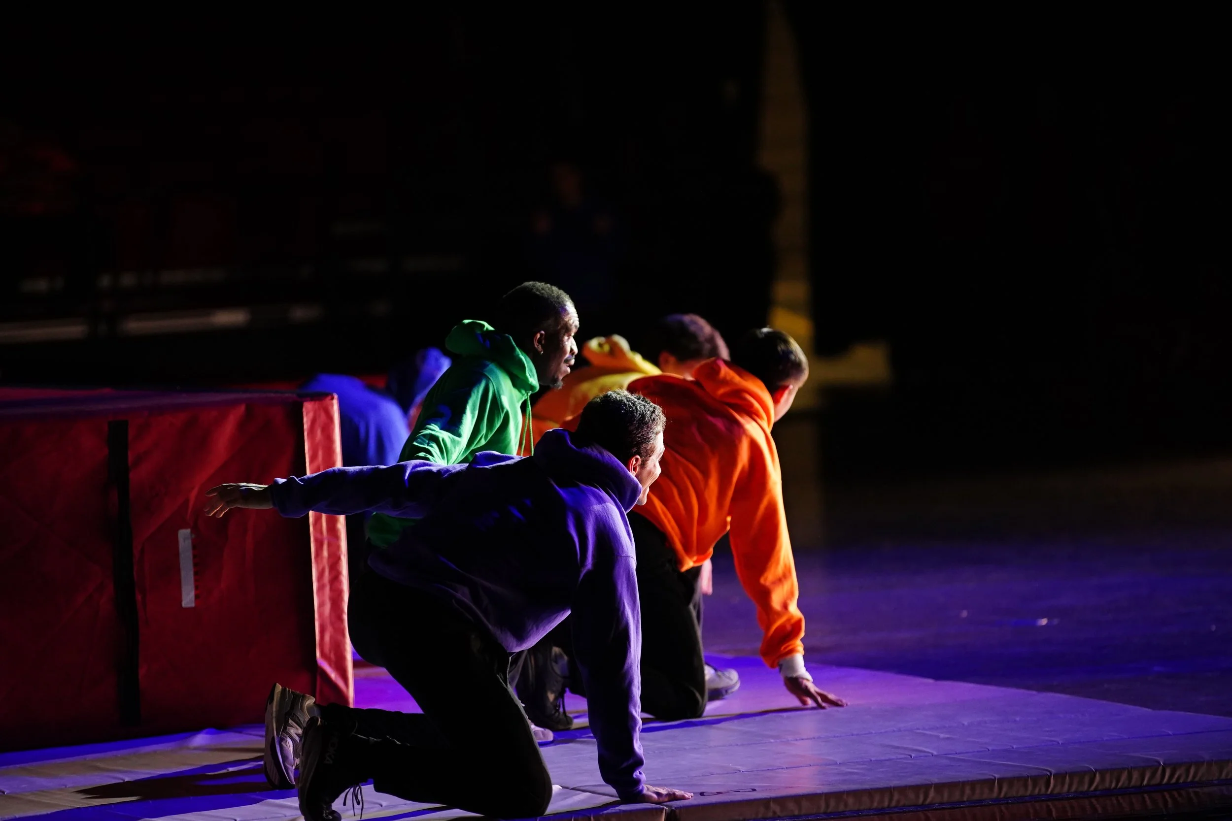  Vernon Smith and other troupers in free movement 