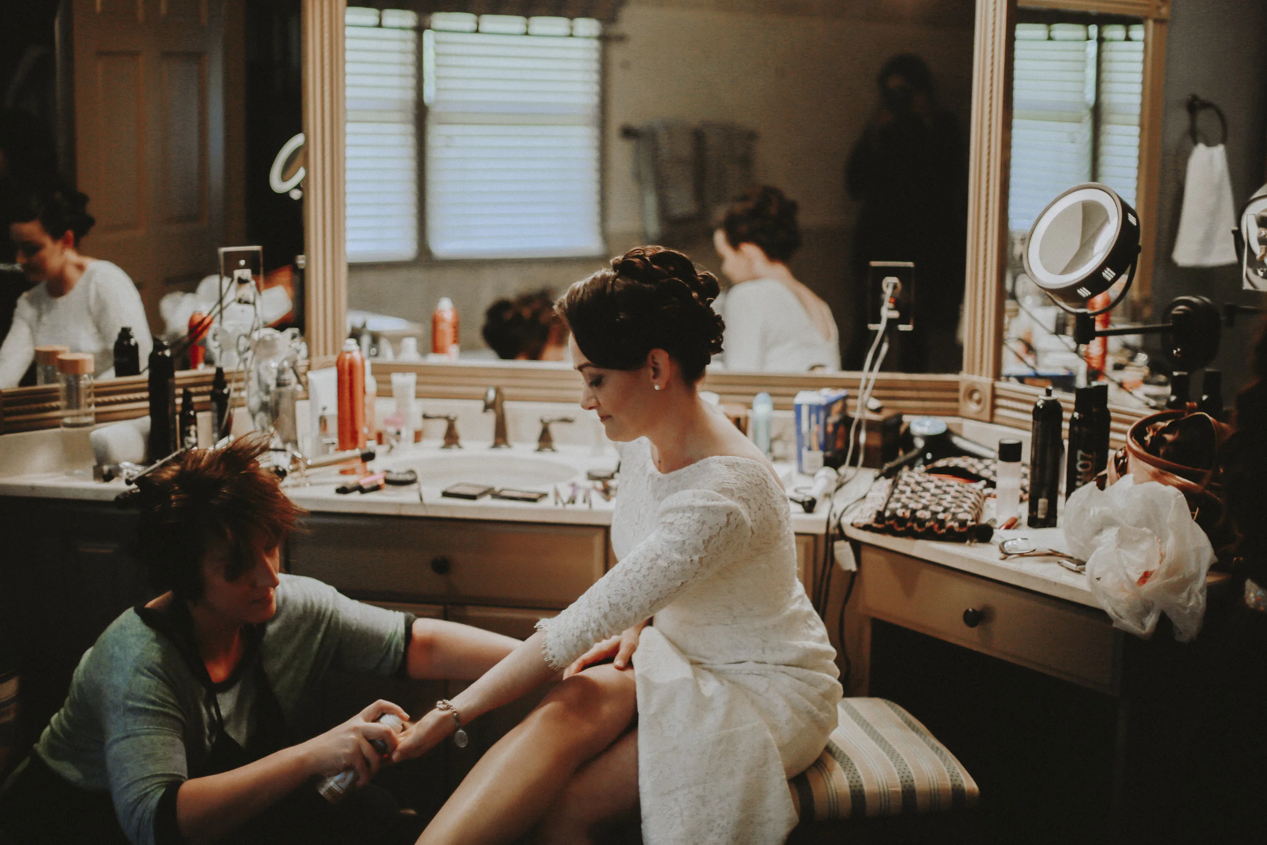 BrideGettingReady-30.jpg
