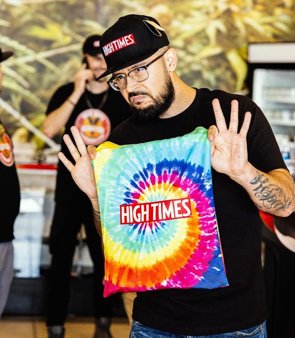 Yo! New Mexico @hightimesmagazine cup just announced 🚨 featuring @methodmanofficial &amp; @redmangilla @devindude420 
Oh and we still have a few of these HT snapbacks for sale on the site 💸 get one today before they sell out 🤙🏼