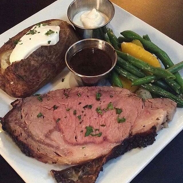 Prime rib starts at 4 today! The kitchen is OPEN UNITL 9 tonight! 
Today&rsquo;s soups: California medley 🤤 or chicken wild rice