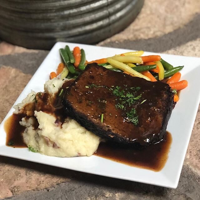Today we are open 11-8 for dine in or pickup! Sunday special is meatloaf 🤗
