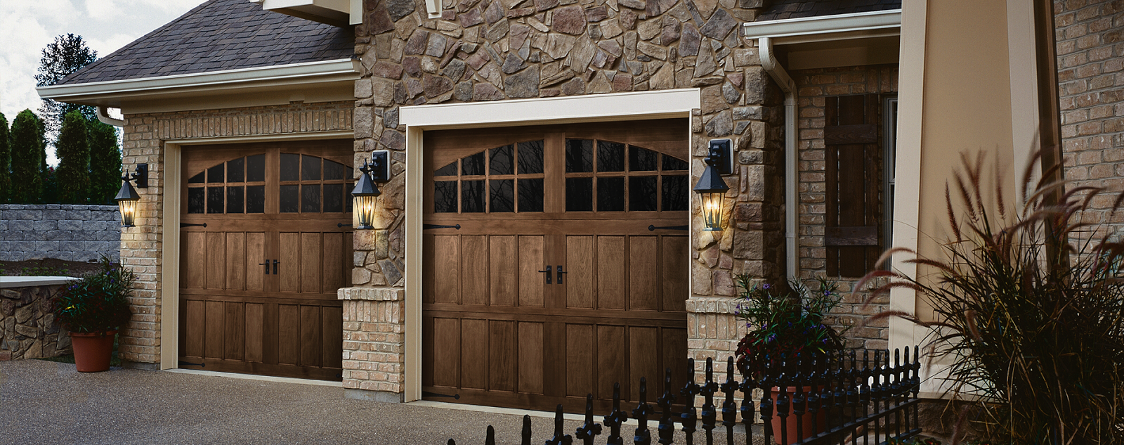 Photo Credit: DeluxeDoorSystems.com