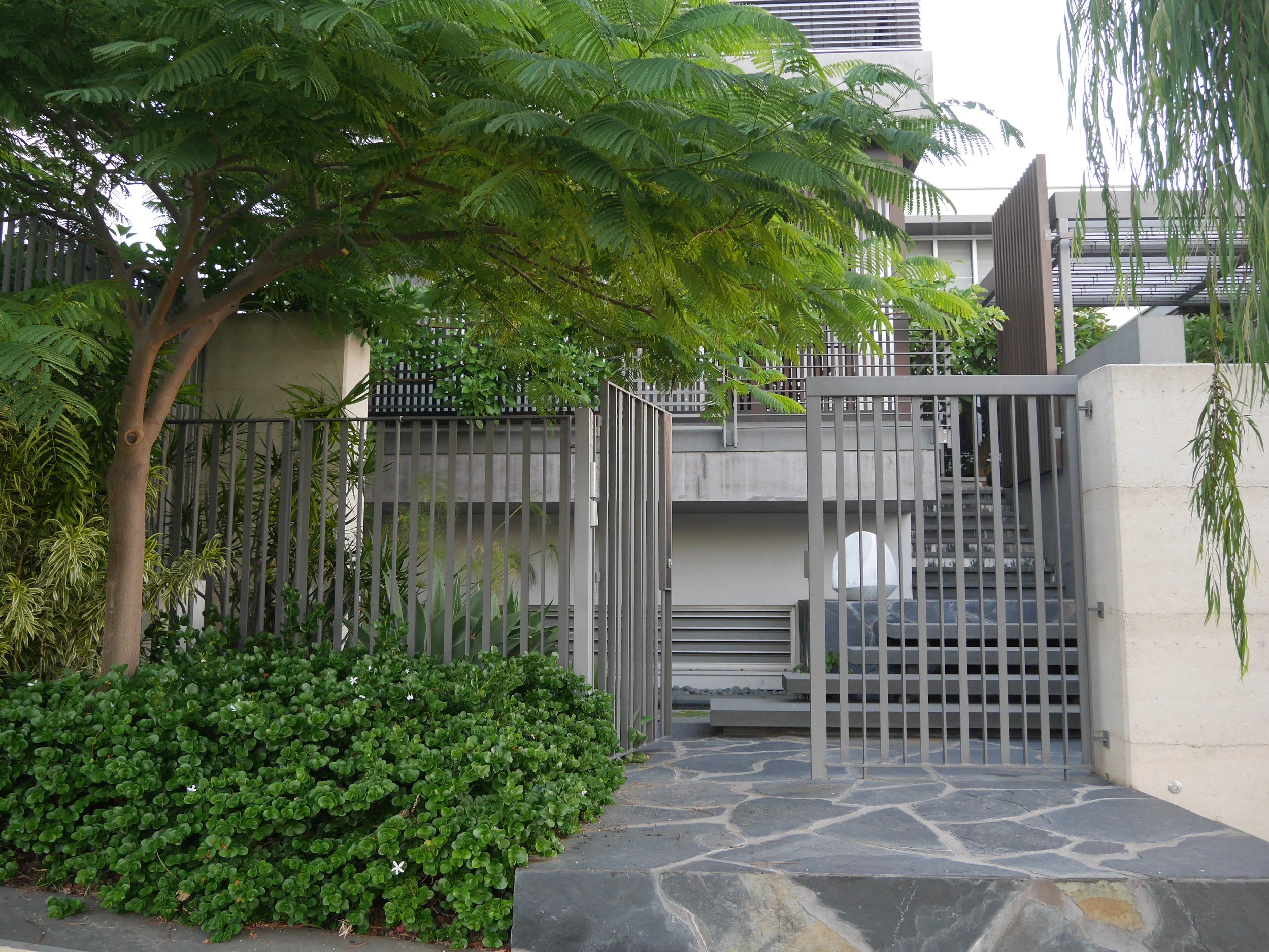 Blackwall Reach Parade 5.JPG