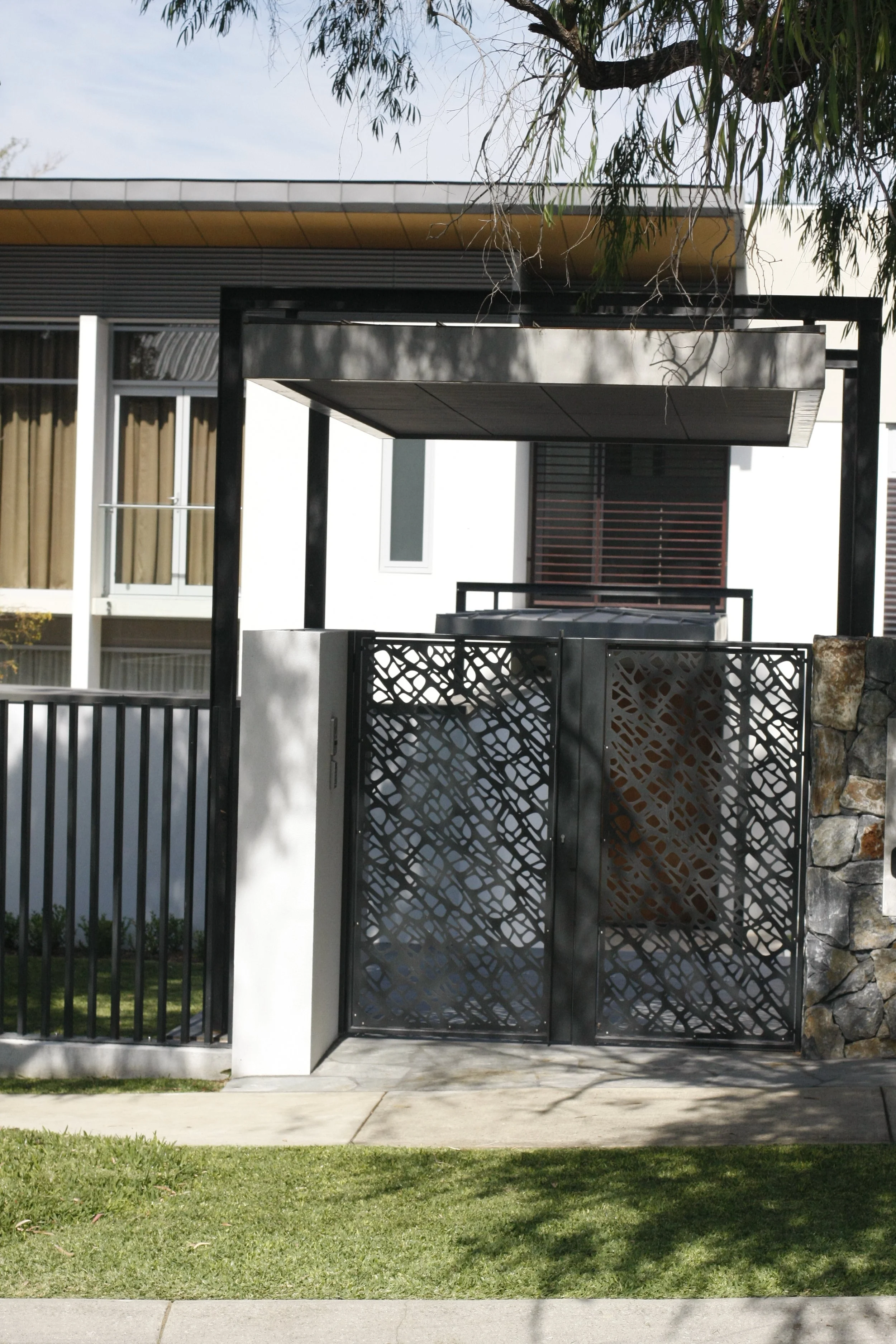 Leake St Peppermint Grove.JPG