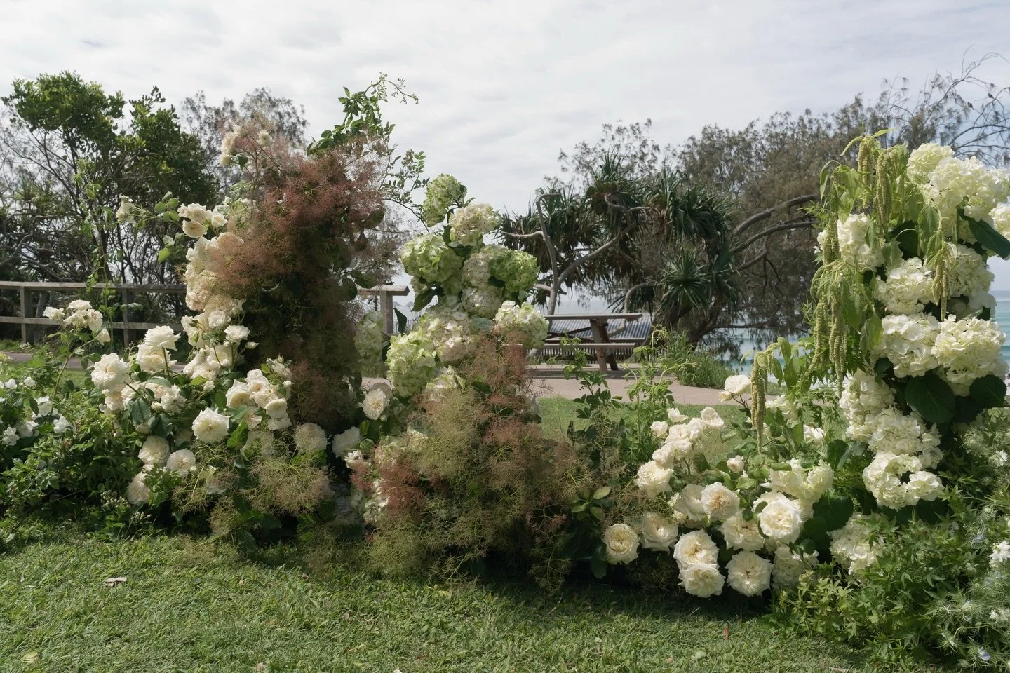 FLORAL BACKDROP for S❤️&zwj;🔥D captured by the talented @benjaminsowry 🤍

Venue @raesonwategos 
Videographer @jadenmarc 
MUA @mirandaemblem 
Musicians @theheartcollectors
For @elbadi_ @mannavitality