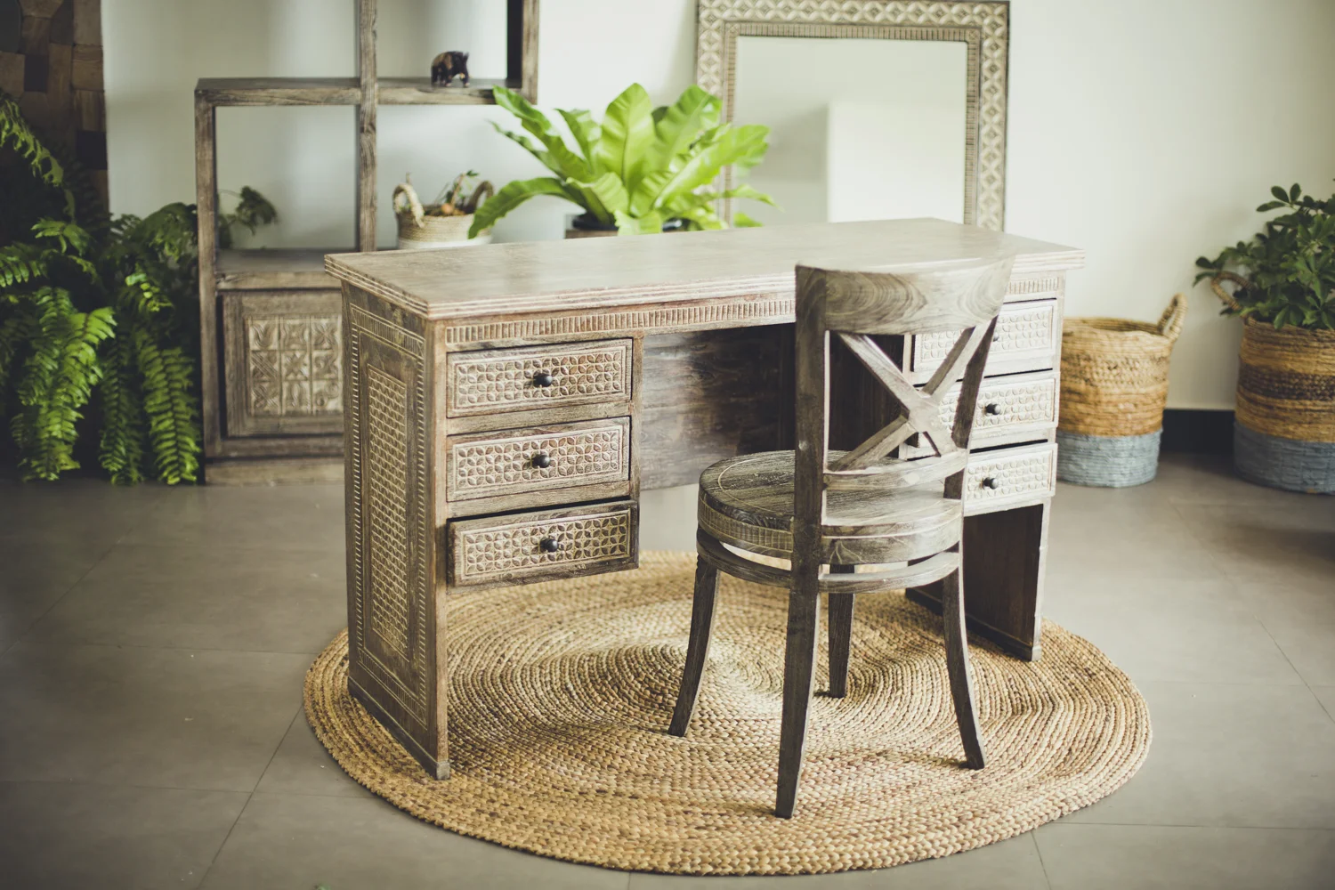 Anise desk and chair front.jpg