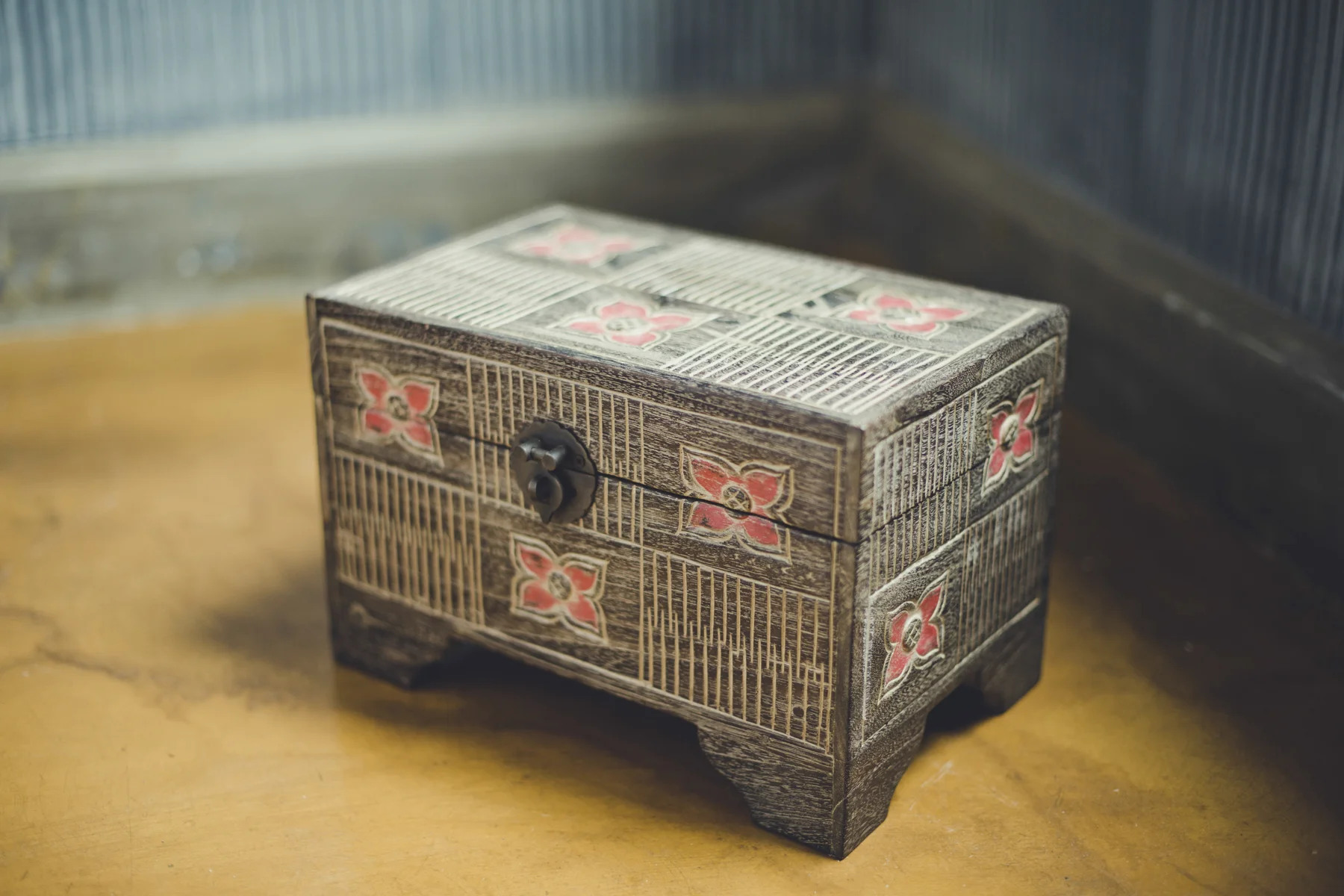 petal box 1.jpg