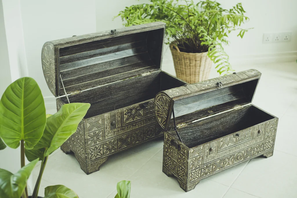 Treasure chests.jpg