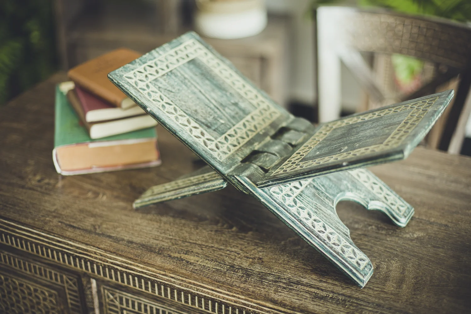 Anise book holder empty copy.jpg
