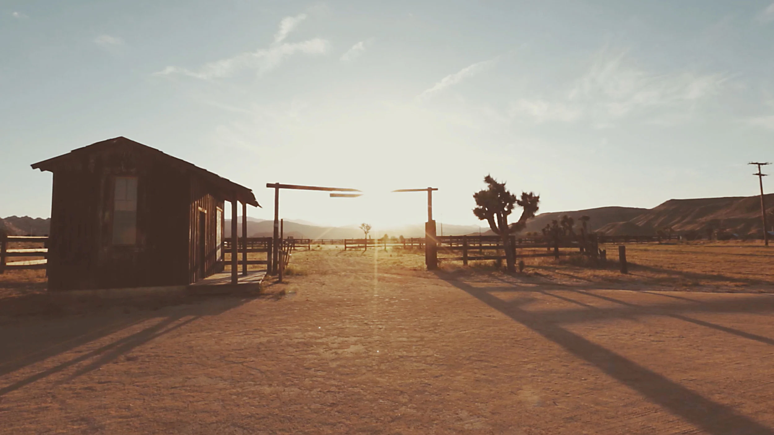 Pioneertown_Motel_2.jpg