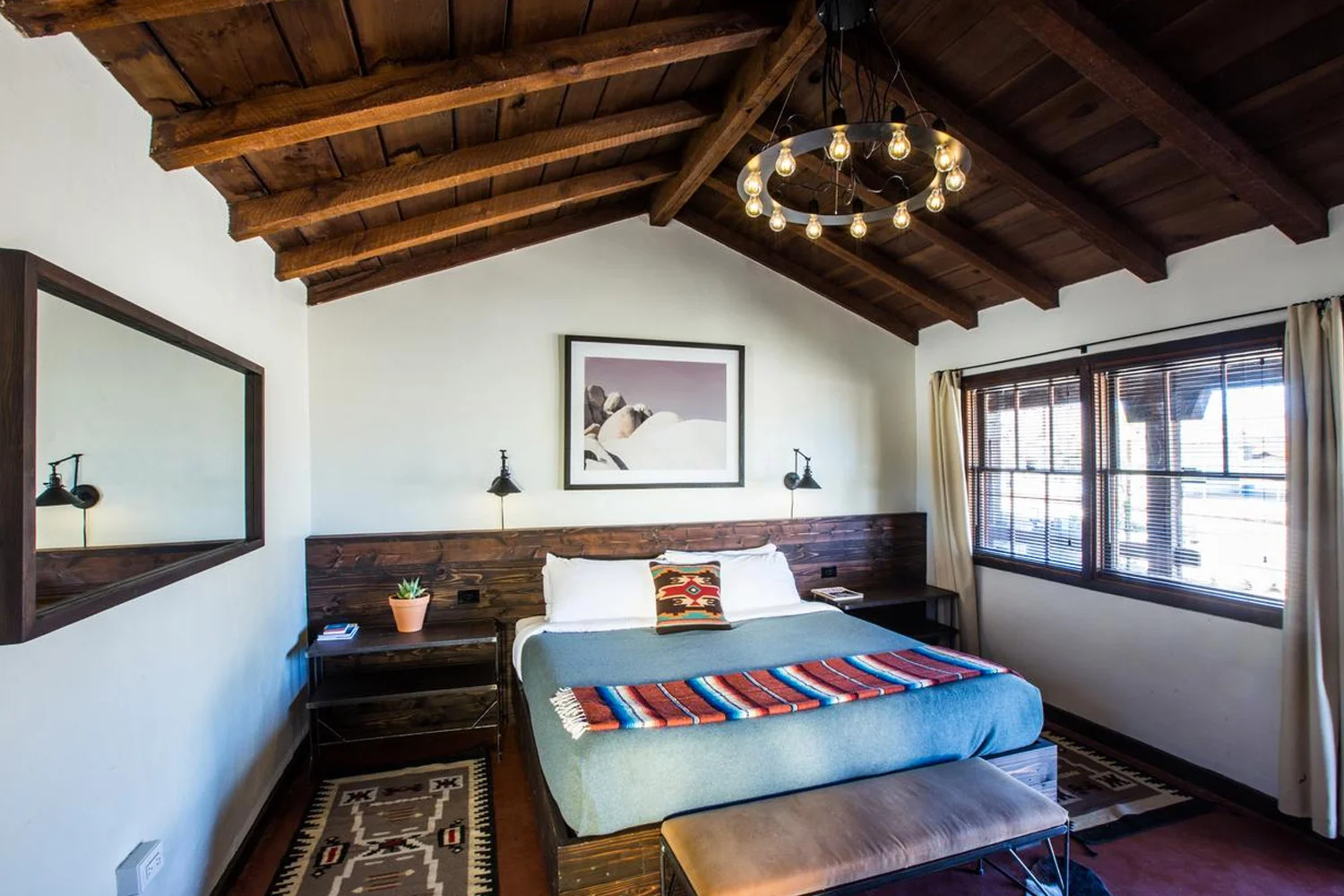 PioneertownMotel-6.jpg