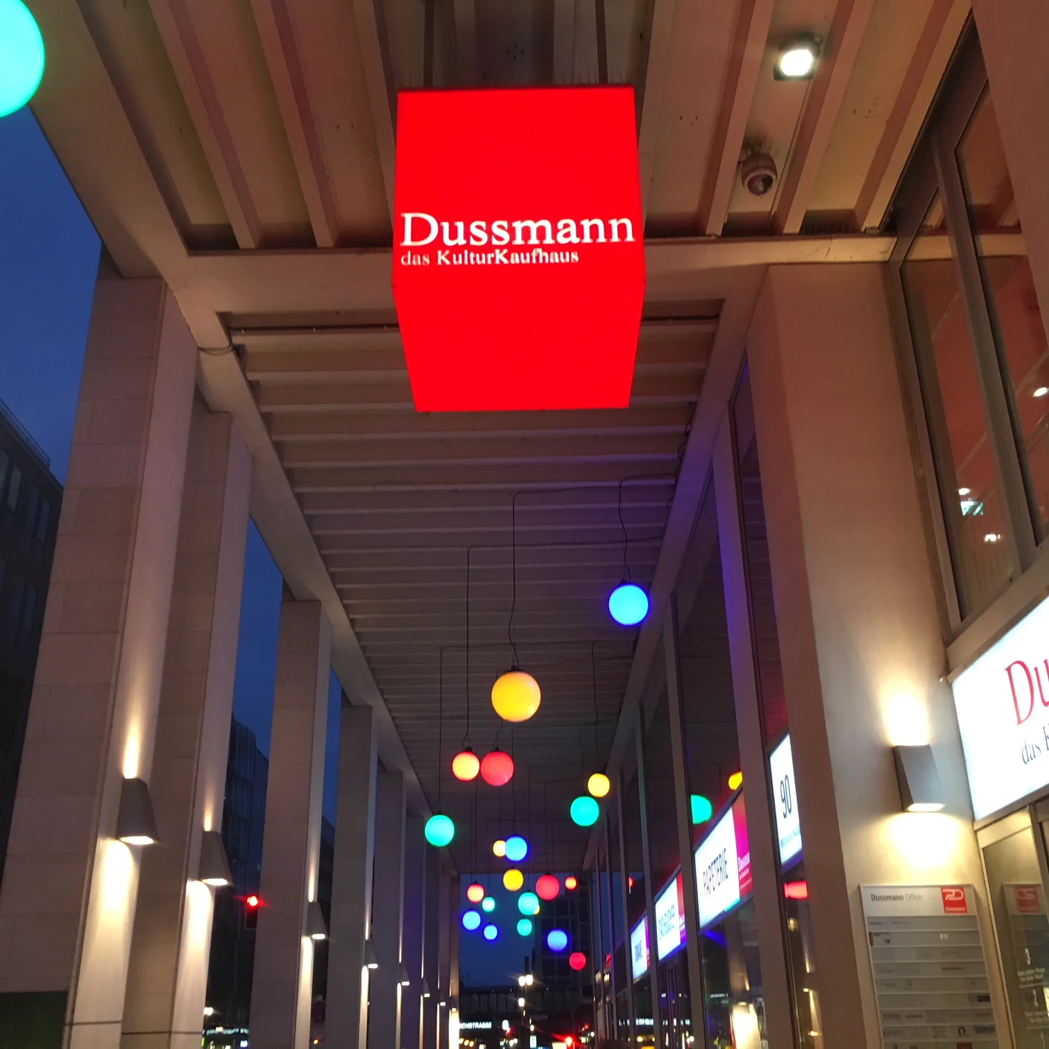Dussmann das KulturKaufhaus