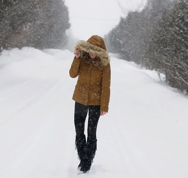 canadian storm at its finest. #cottaging #snow #canadianstyle #winter #winterwonderland #mountainview #ootdfashion