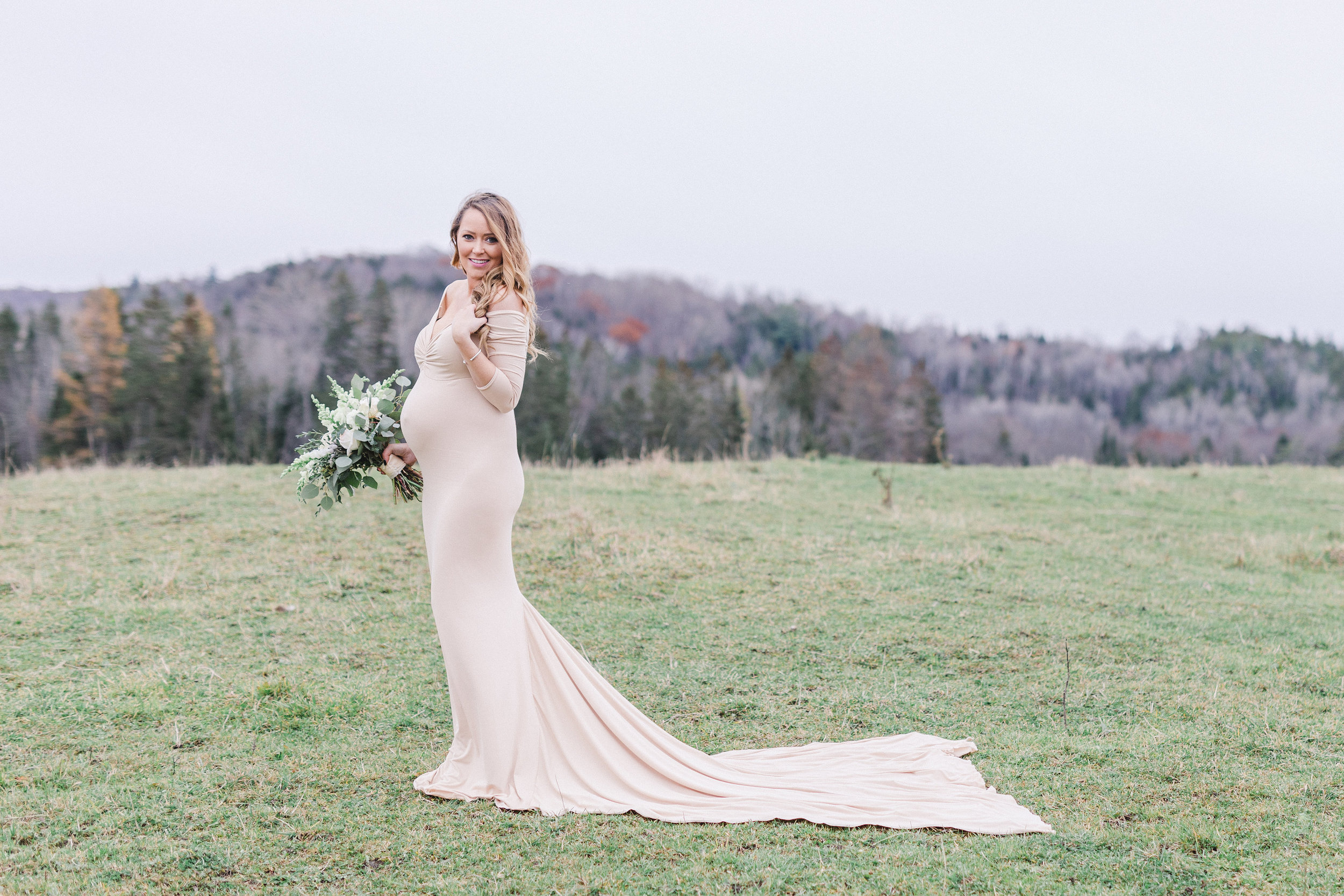Maternity-photos-horse-garland-snow-wakefield-ontario-ottawa-37.jpg