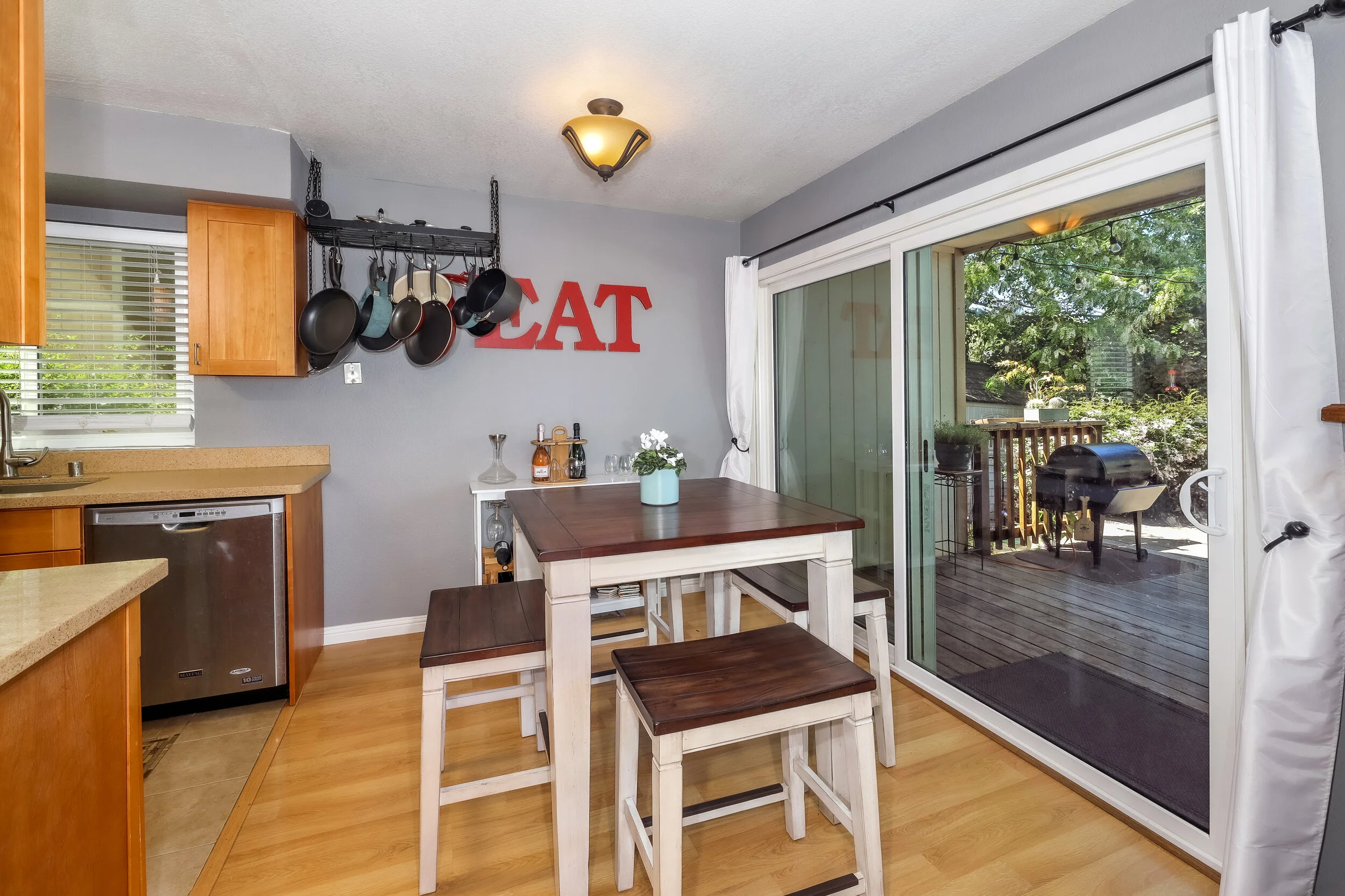 DE7A5416-f.jpg