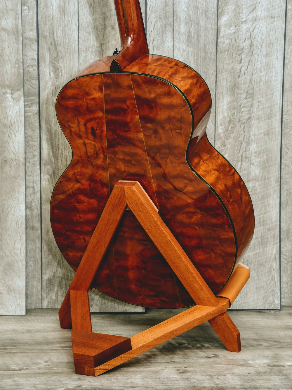 Acoustic Guitar Stand in Abalone Stained Maple, Modern Guitar Furniture,  Boutique Guitar Display — Blackwell Woodworks