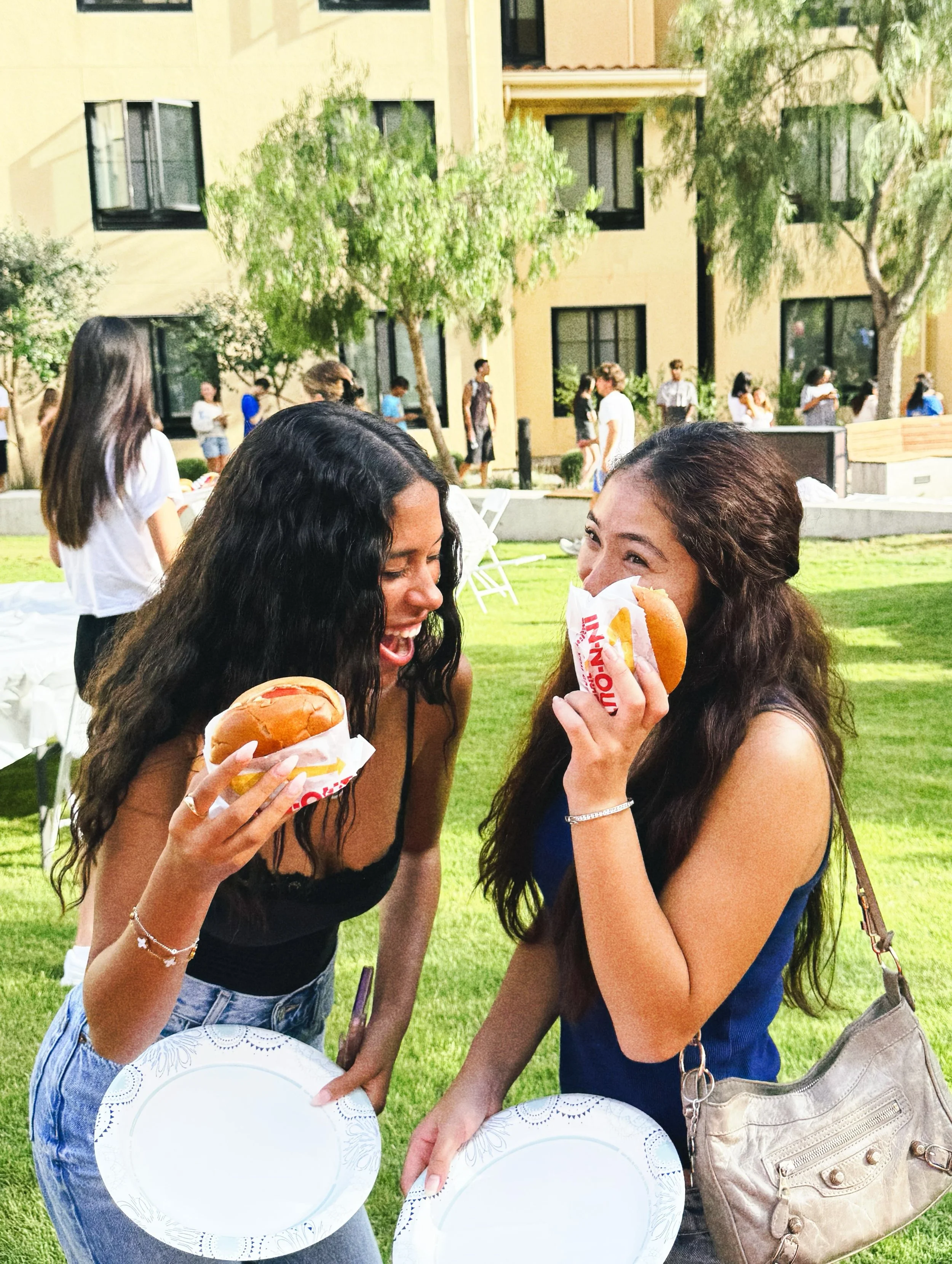 Labor Day BBQ recap! Thank you all for showing up to our Labor Day event. Join us for the next Board event on Saturday, September 19 (more details coming in Late Night Lineup drop👀)