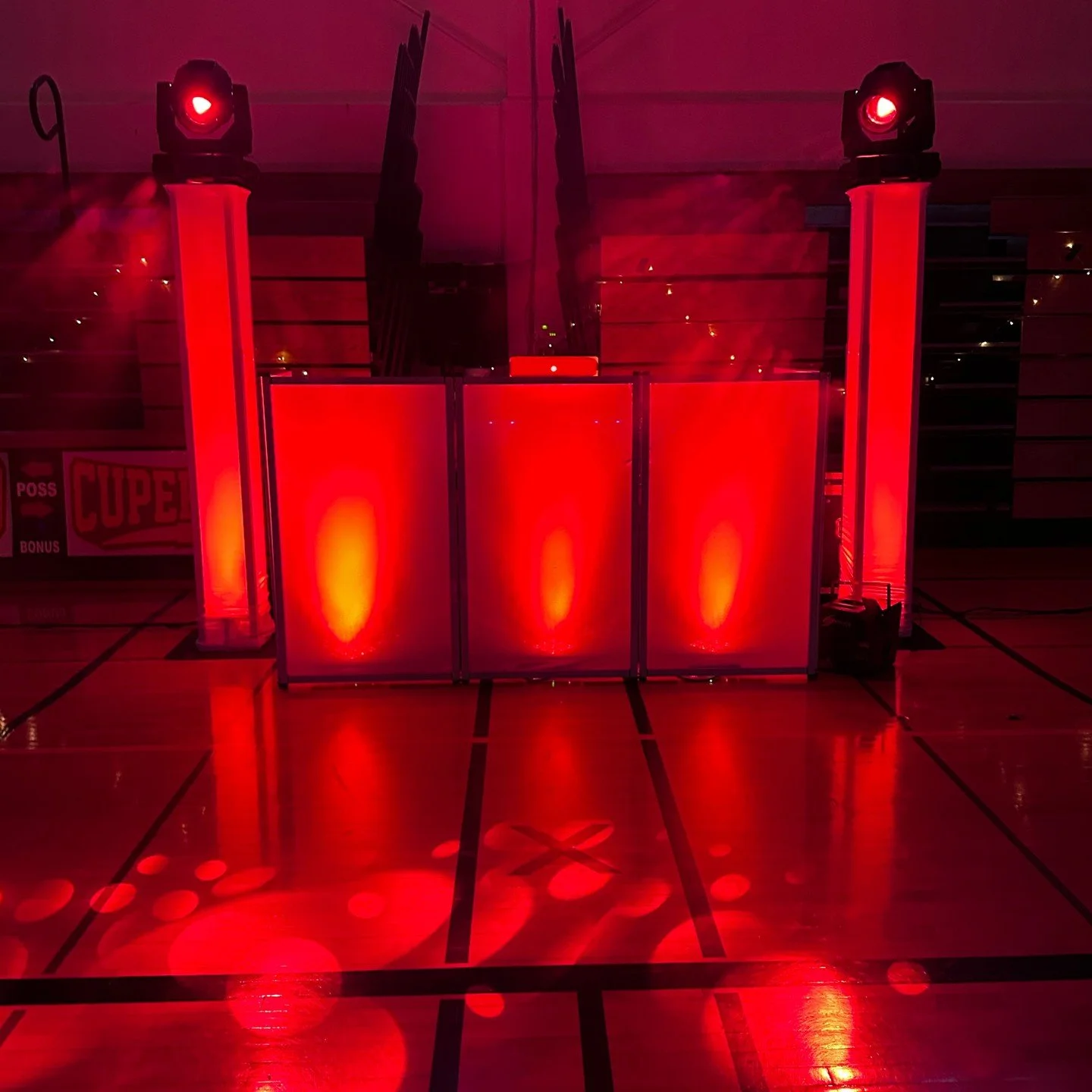 🎓Things to consider when hiring a DJ Pt. 1

Experience and Expertise: Look for a DJ who has experience playing at events similar to yours. Make sure they specialize in the type of music you want and have a good knowledge of music in general. 

#DJTJ