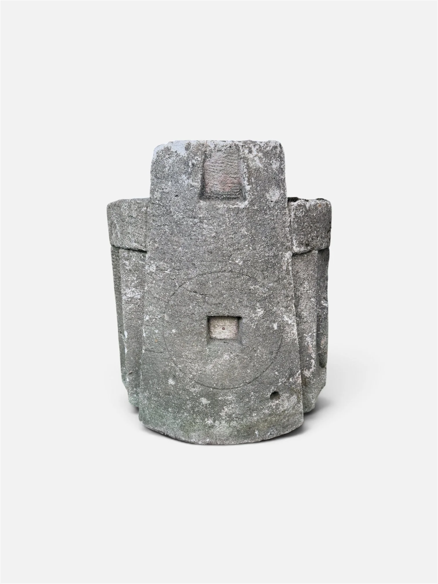 Jack Hastings (Tennessee, 1925-2013) carved concrete  Planter