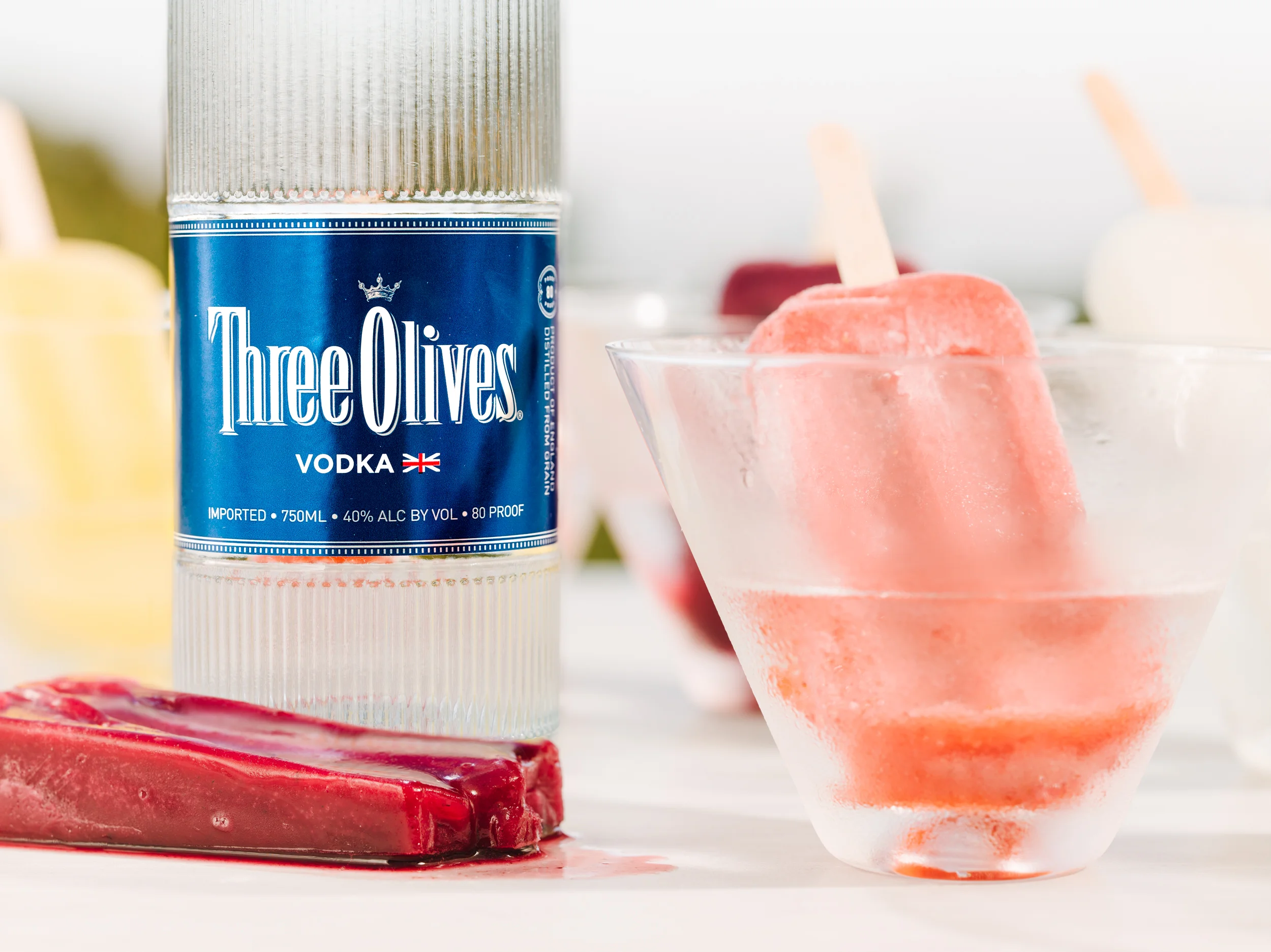 ThreeOlivesPoolSide_1175-Edit.jpg