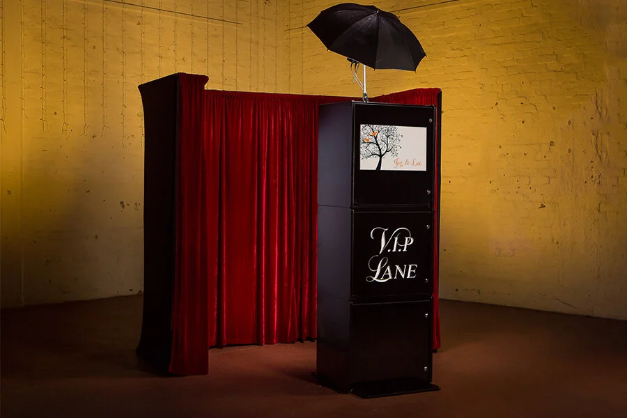 Semi-Open Photo Booth