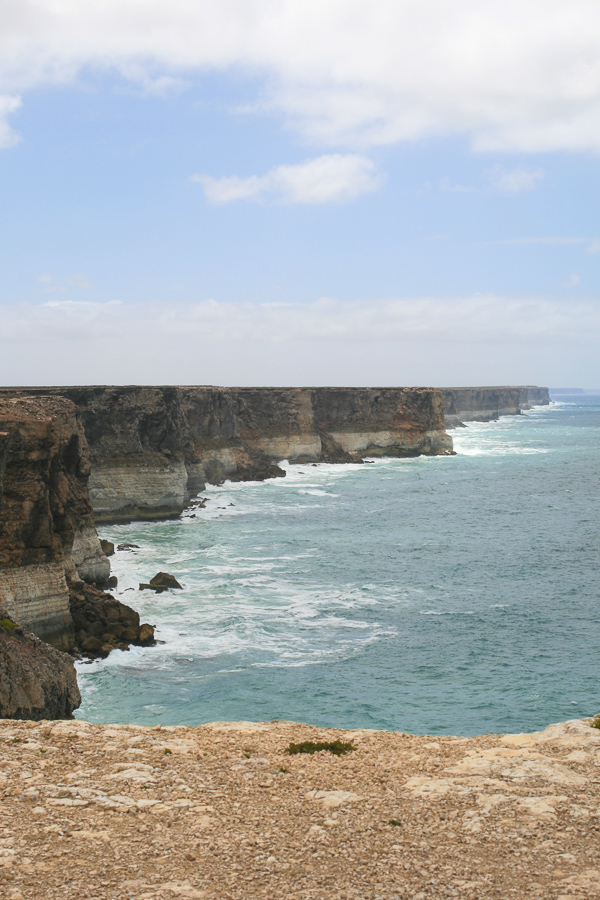 p159 Bunda Cliffs-.jpg