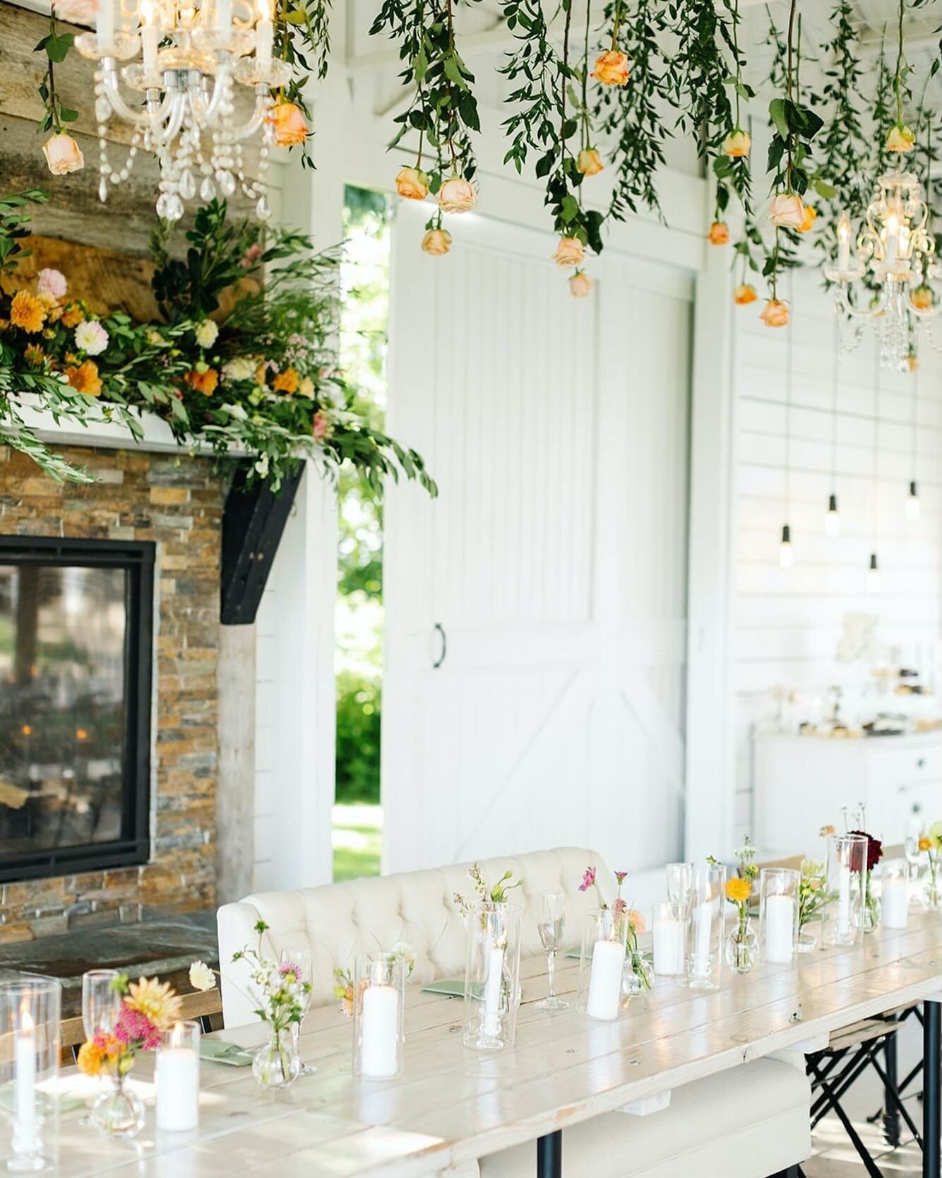 Do florists ever say &ldquo;no&rdquo; when someone wants to book?!? ✨

ANSWER:  Yes!  As wedding florists, wedding planners, and as an event rental company we have to say &ldquo;no&rdquo; to new bookings every. single. day. 

And we hate that part of