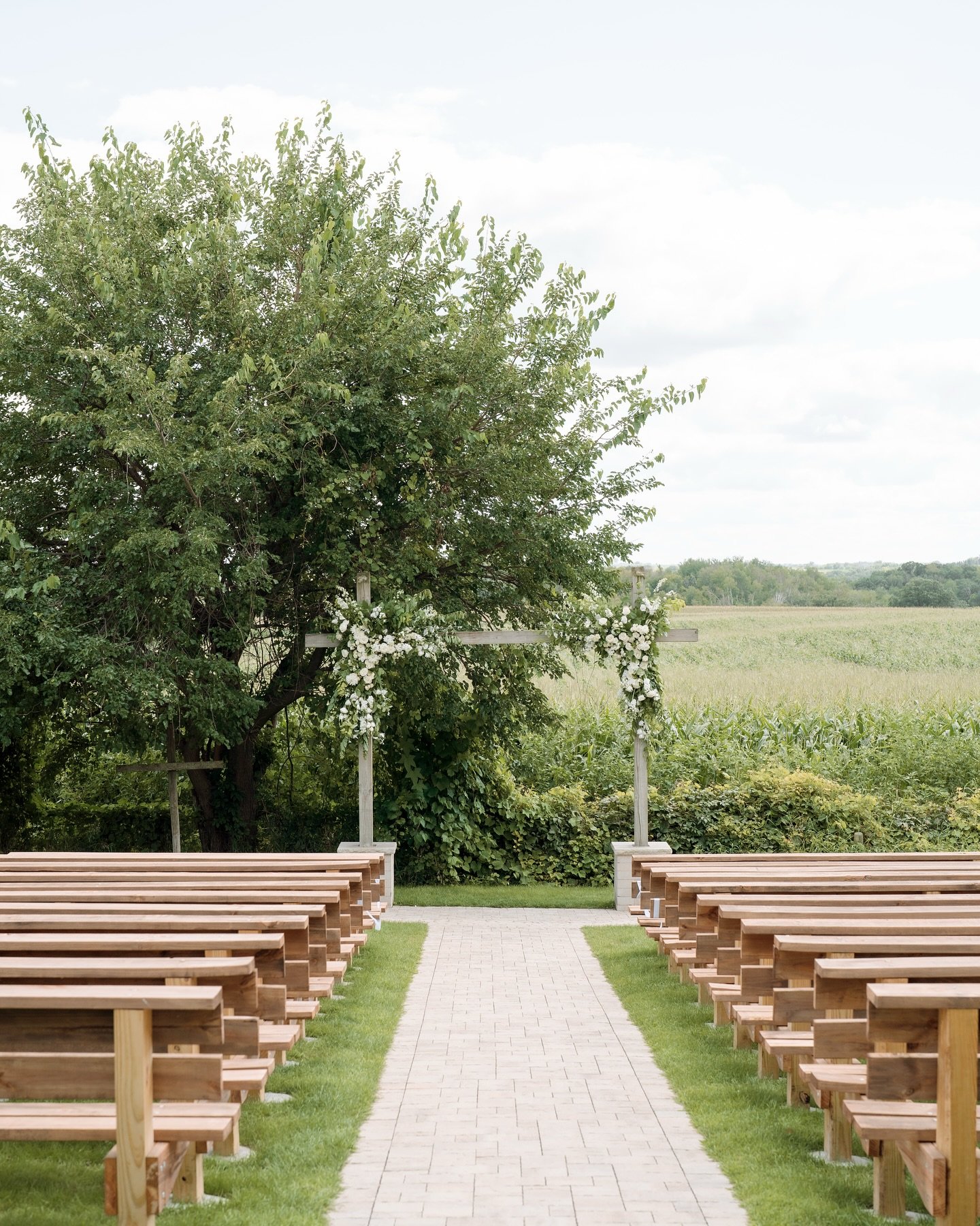 Final Planning Meetings for 2025 Weddings have STARTED! 

This year is going to be STUNNING. 🤩 

Still need florals, rentals, and/or coordination for your 2025 or 2026 wedding?  Let&rsquo;s talk. ☎️ Free Consultations are nearly booked out for about