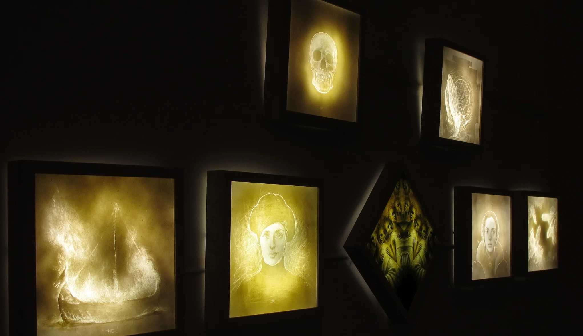 Maria Kreyn light boxes on the wall .jpg