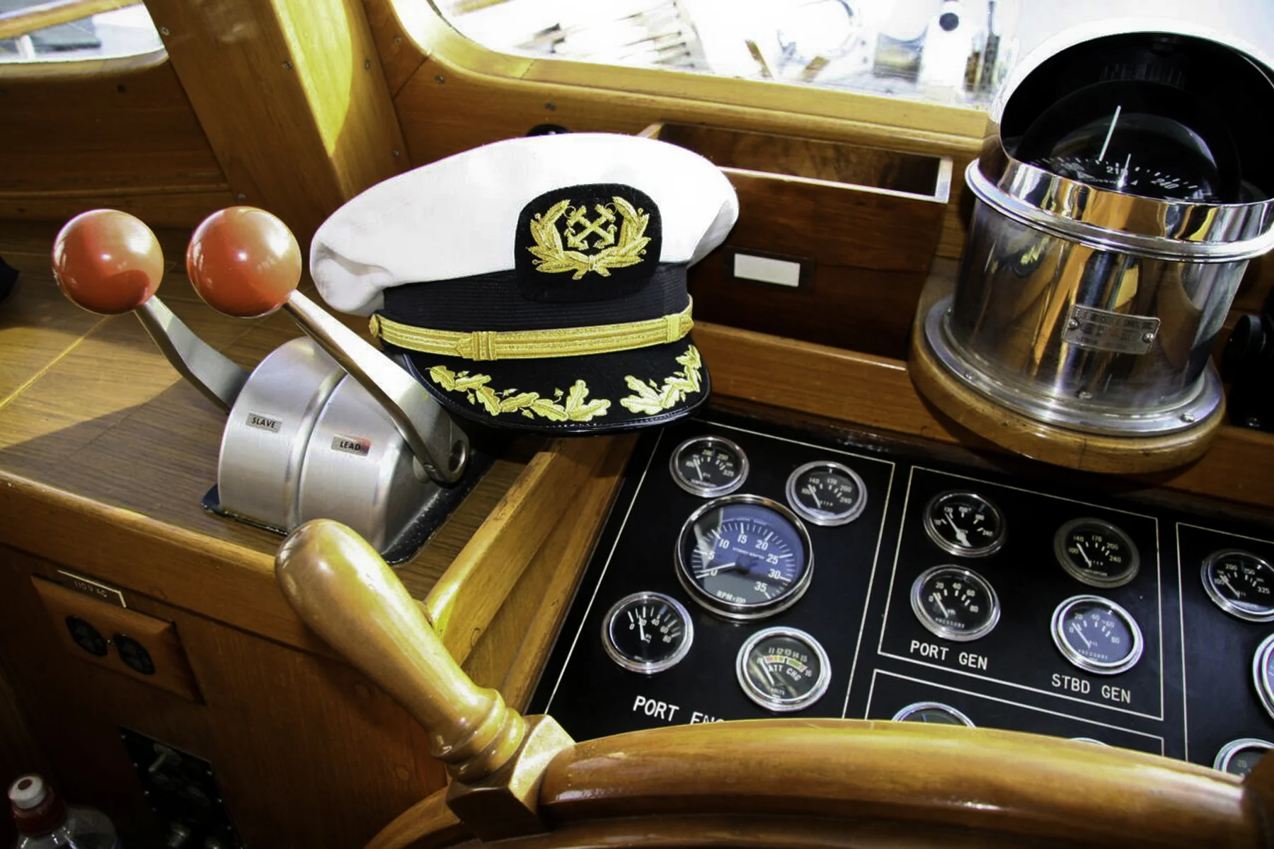 grand times interior 07.jpg
