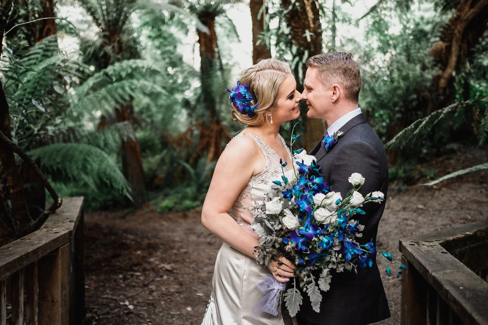 ArtAroundPhotos-jaxwed-walk-12.jpg