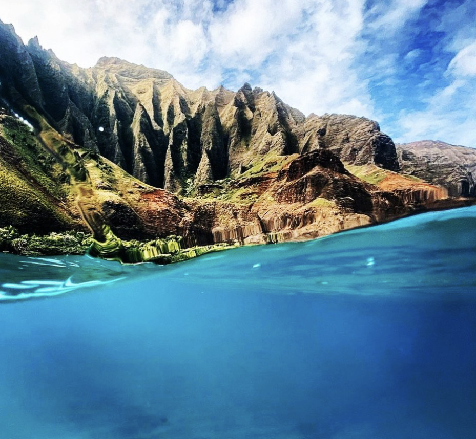 Exploring Na Pali Coast In Kauai