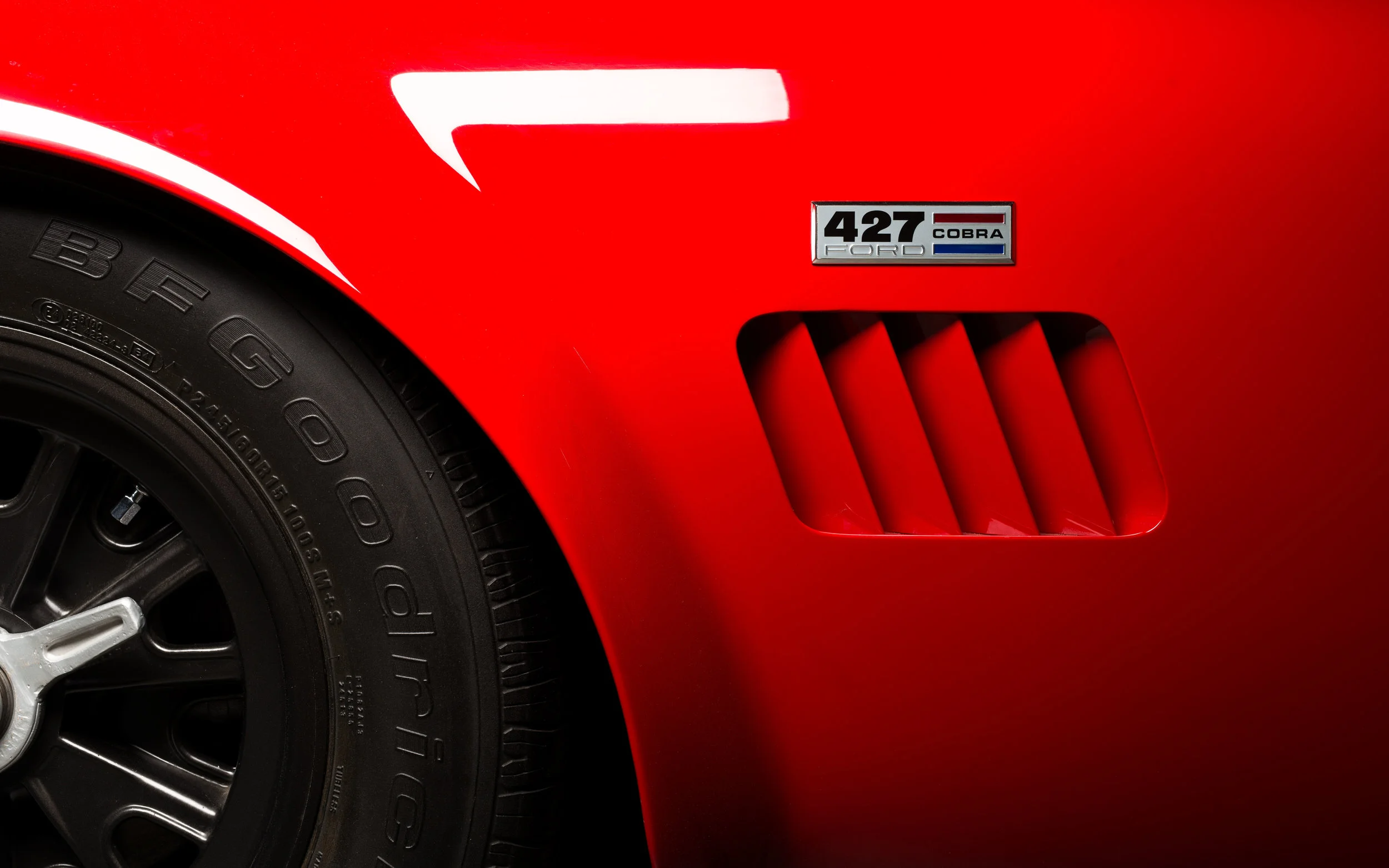 Shelby Cobra-6.jpg