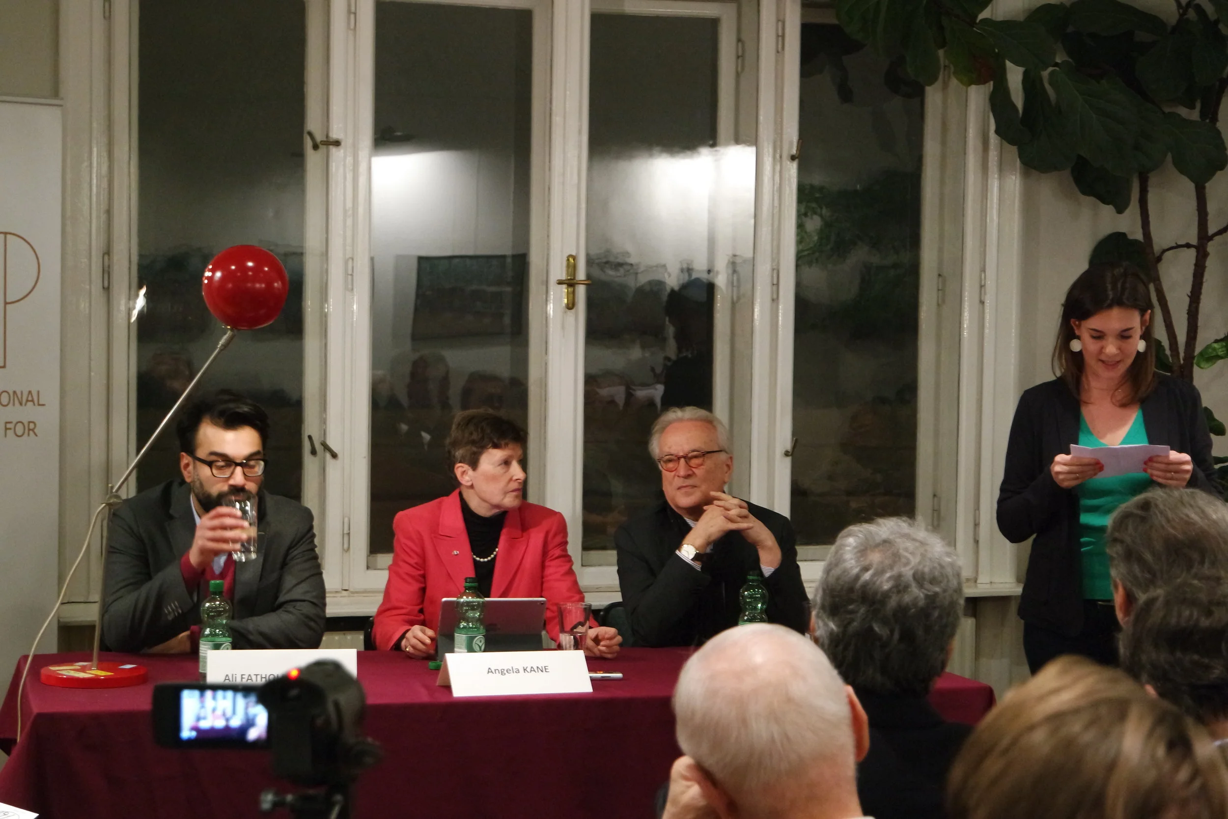 The new Iran? Between Confrontation and Change