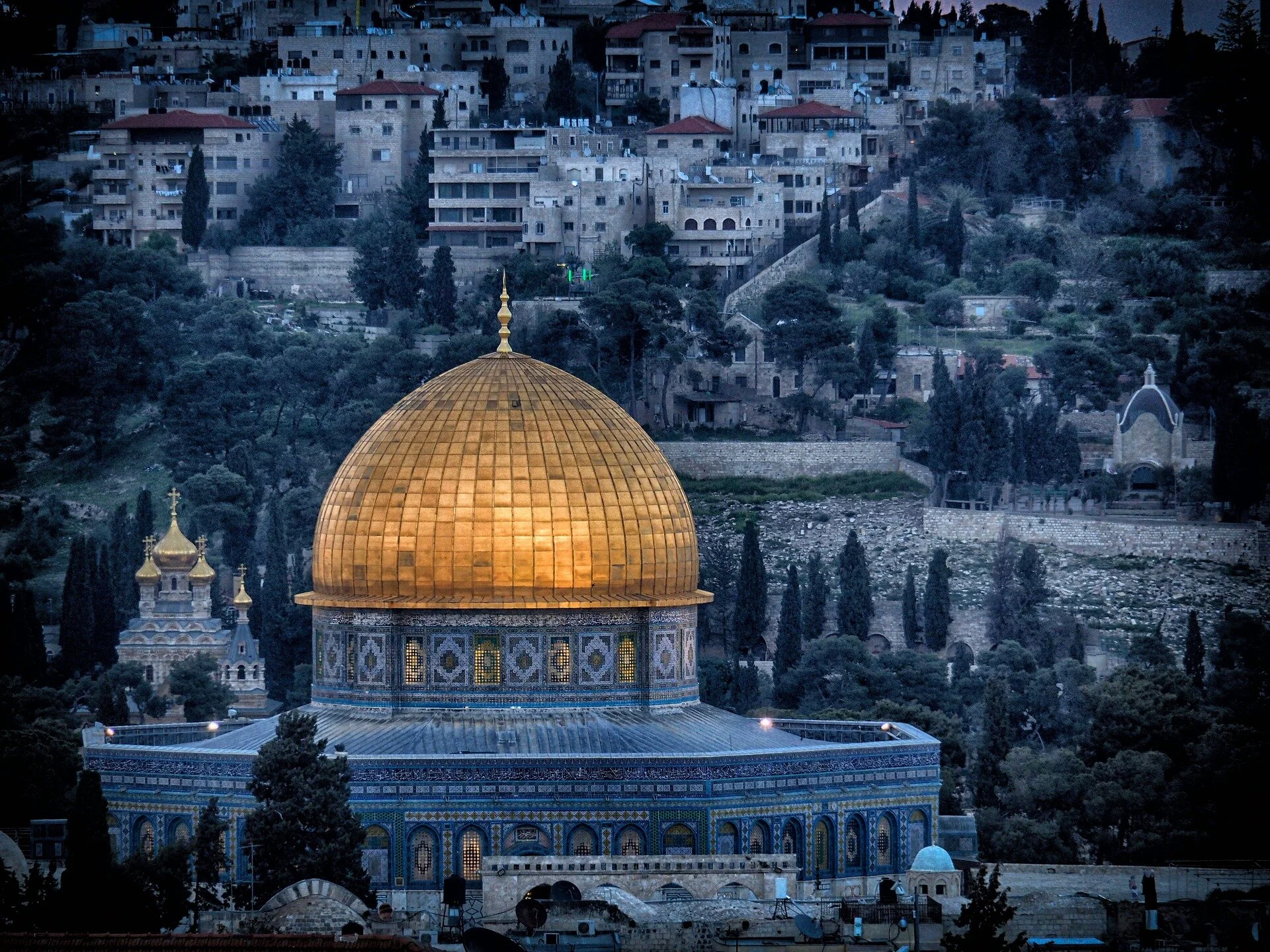 ISRAEL/PALÄSTINA: WIEDER DREHT SICH DIE GEWALTSPIRALE