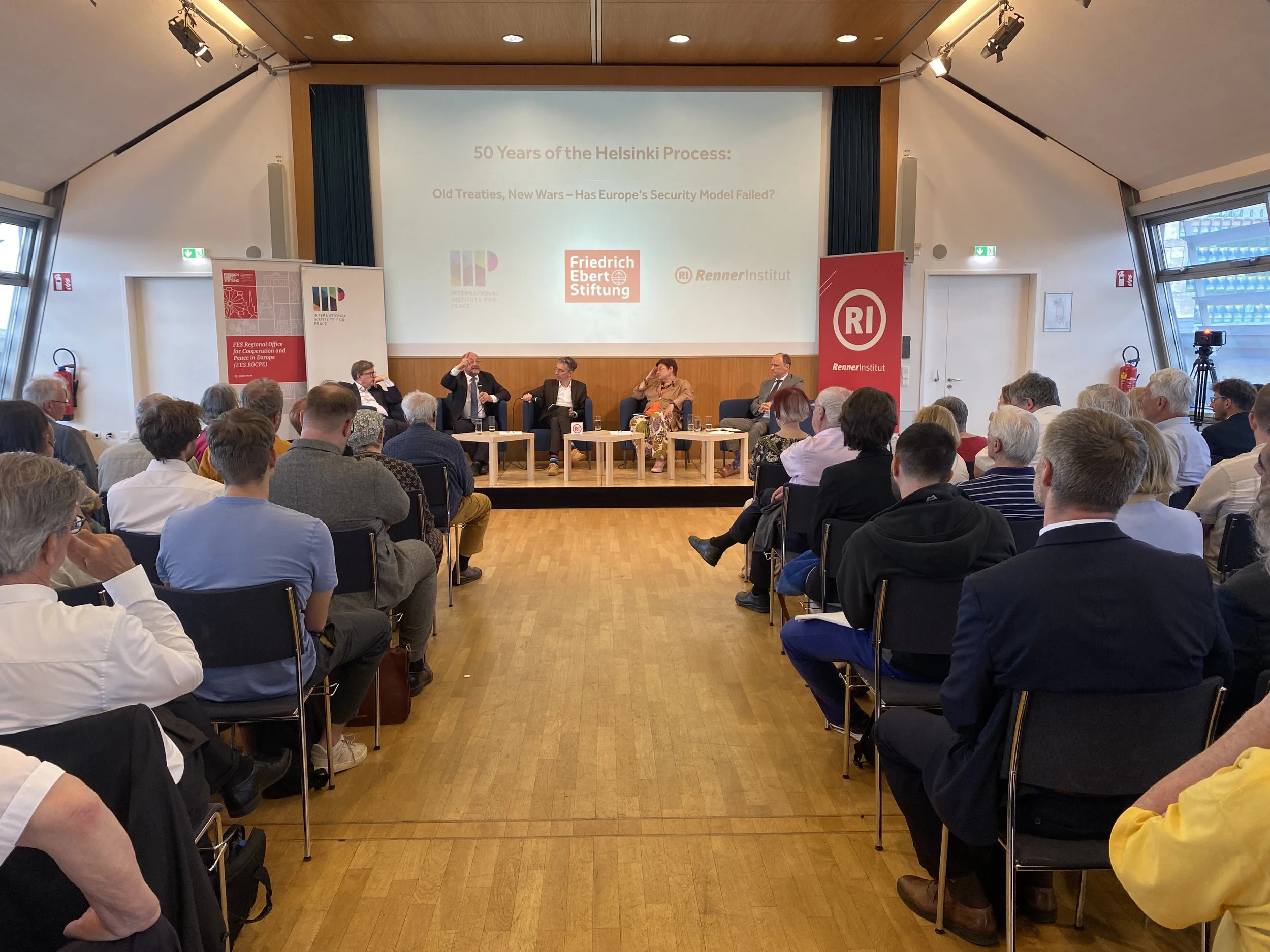 FOR PEACE IN EUROPE ANOTHER HELSINKI CONFERENCE?