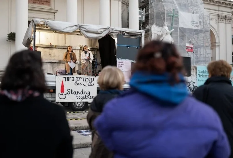 Standing Together – Friedensarbeit in Zeiten von Genozid und Krieg