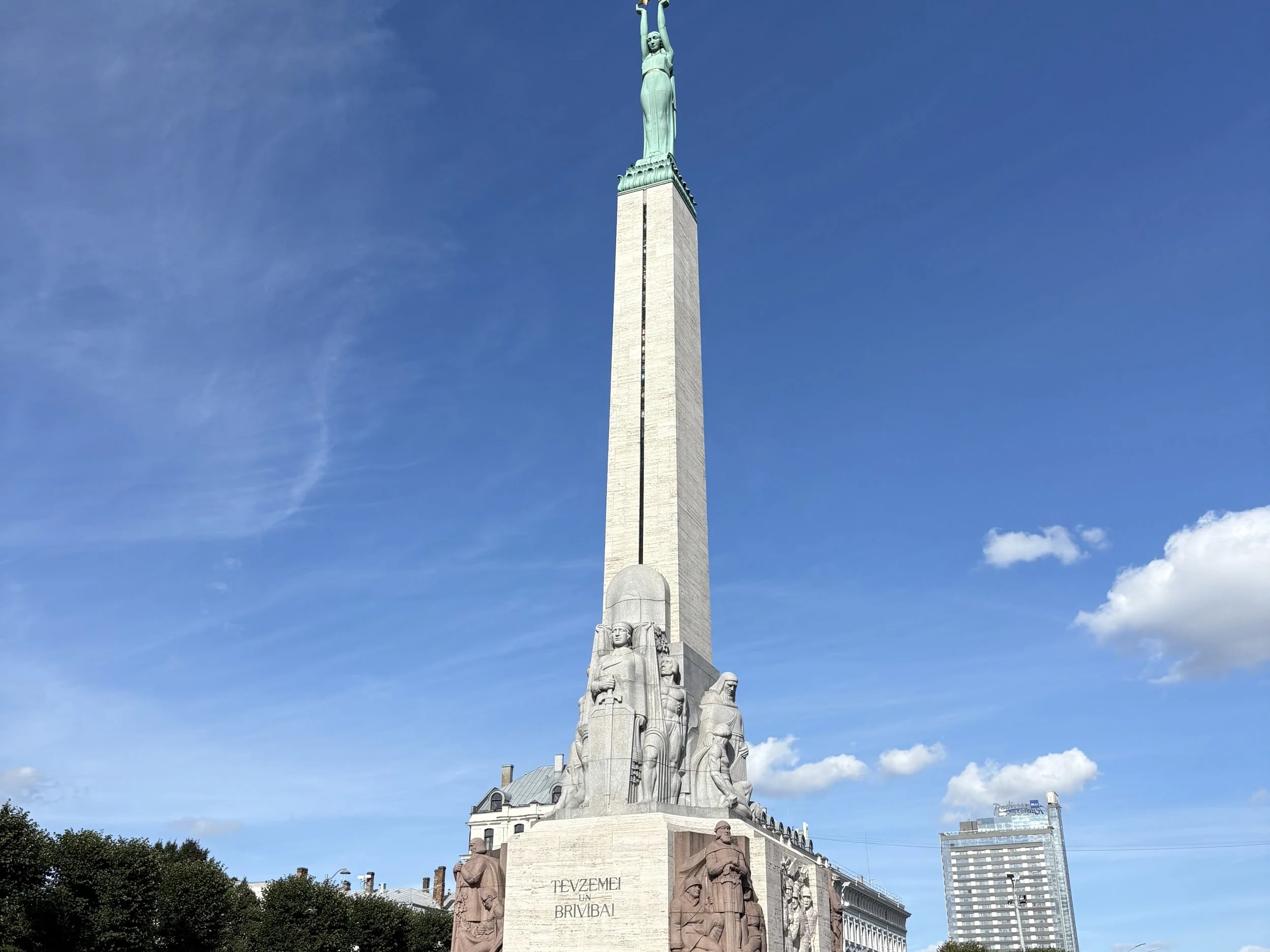 DAS BALTIKUM, RUSSLAND UND DIE UKRAINE