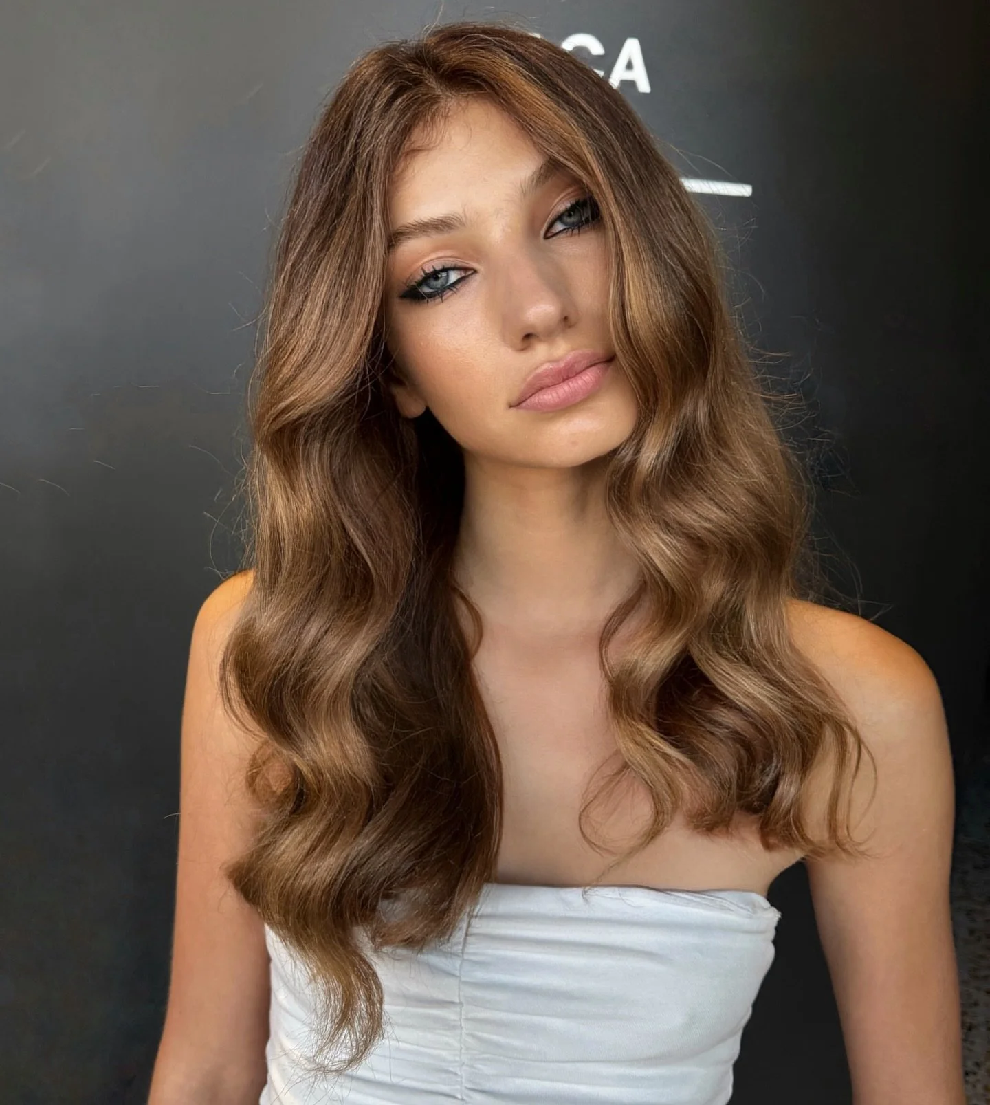 Brunettes, it&rsquo;s your time to shine! ✨ With CODE, it's all about creating nourished, repaired, and radiant hair that brings out the best in deep, rich tones.

Loving the magic of 6.21 + 6.77 + 10 VOL. (3%) for depth and dimension, while 10.13 + 