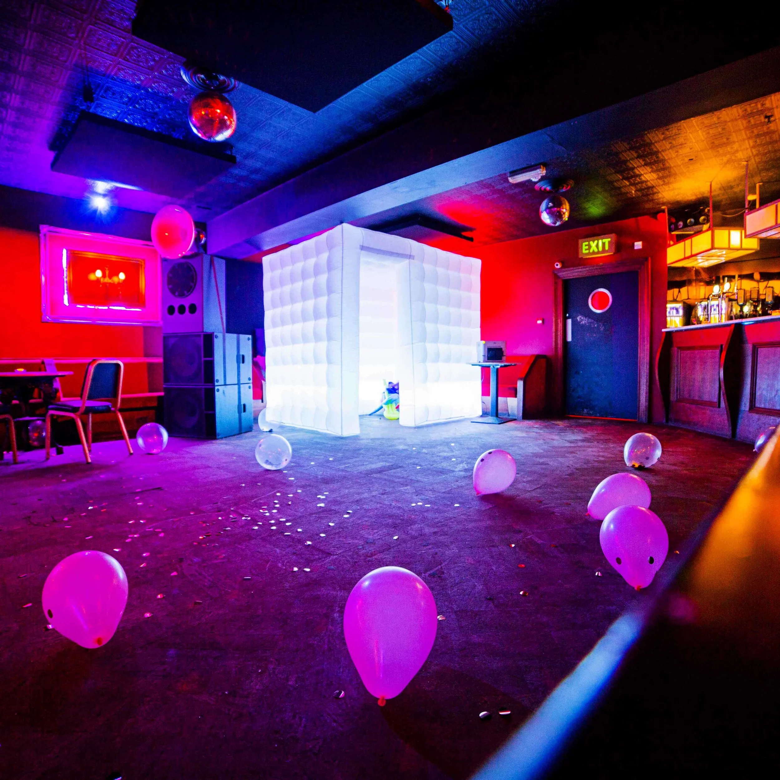 Bubble Photo Booth Edinburgh.jpg