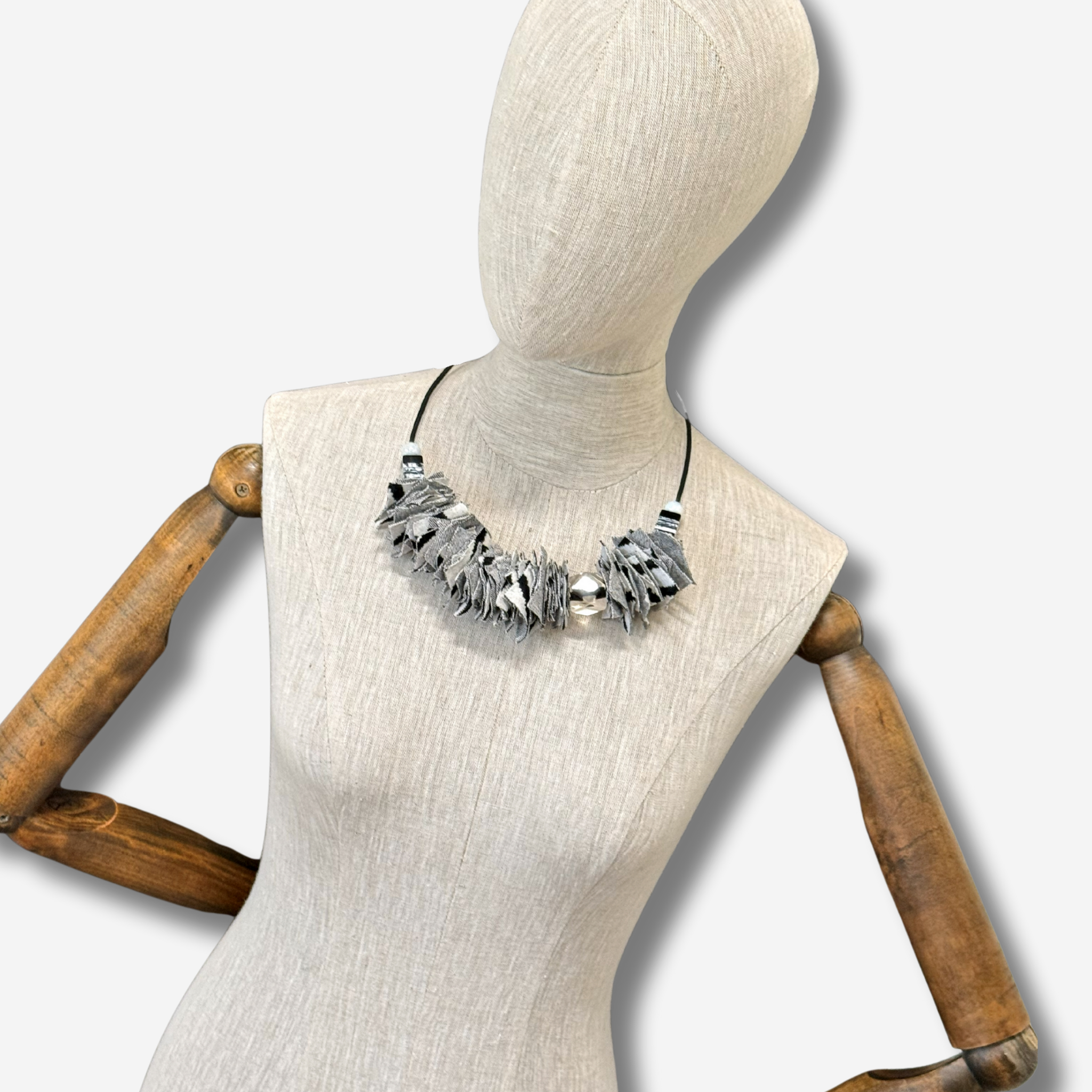 W-S COLLIER FABRIK 6.png