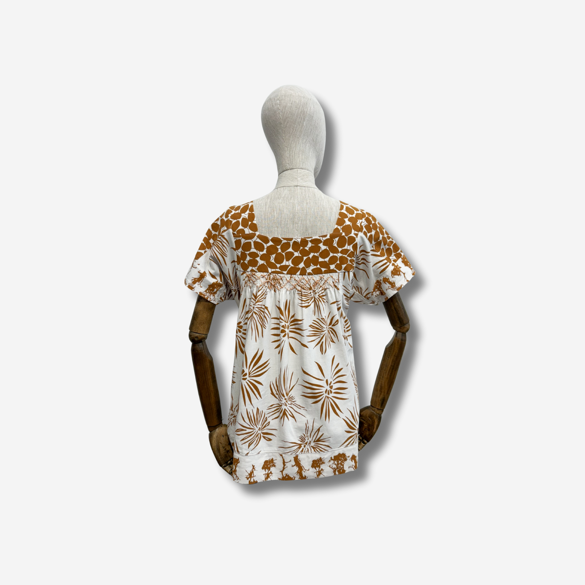 W-A SQUARE NECK TOP 4.png