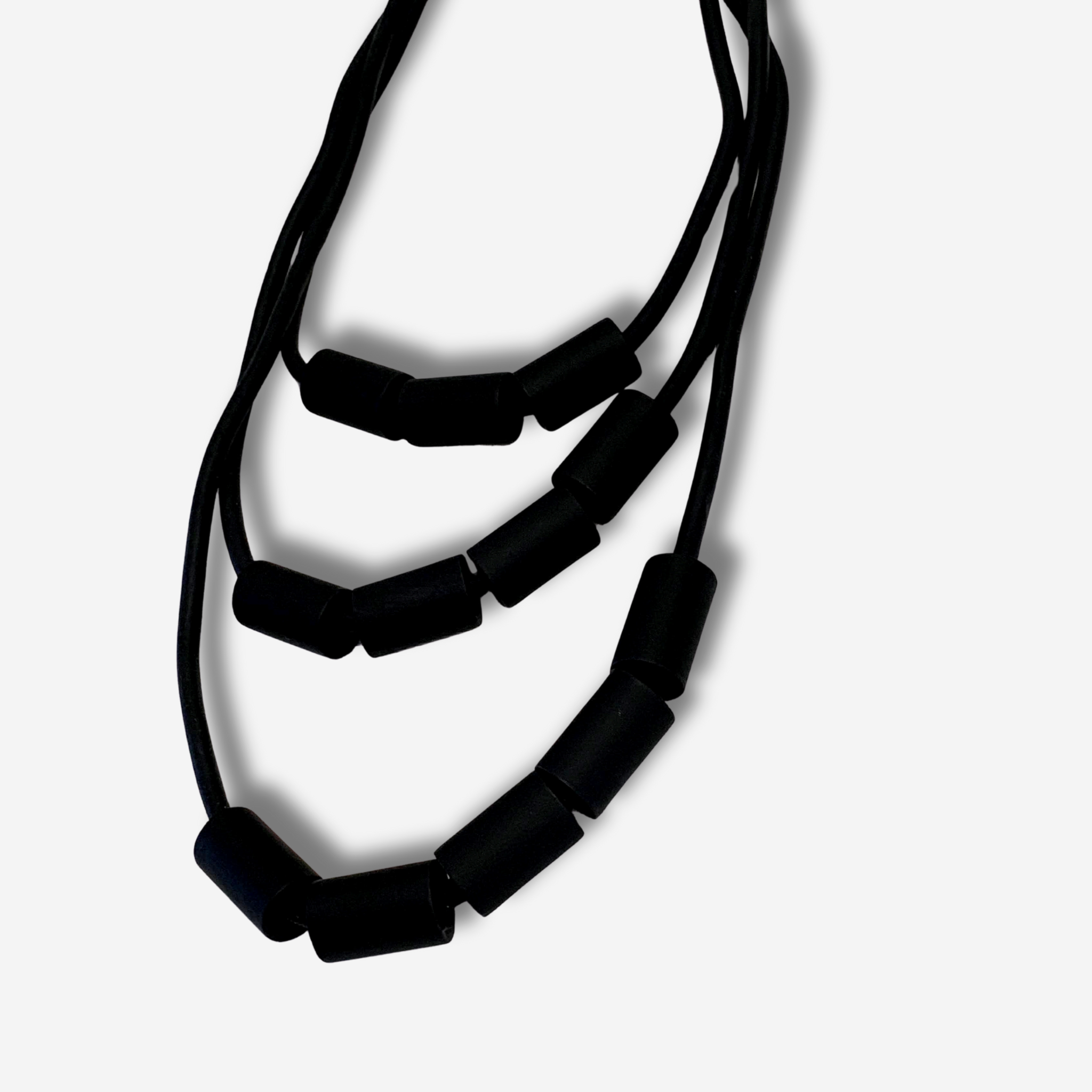 W-J643 ONYX IMAGE 2.png