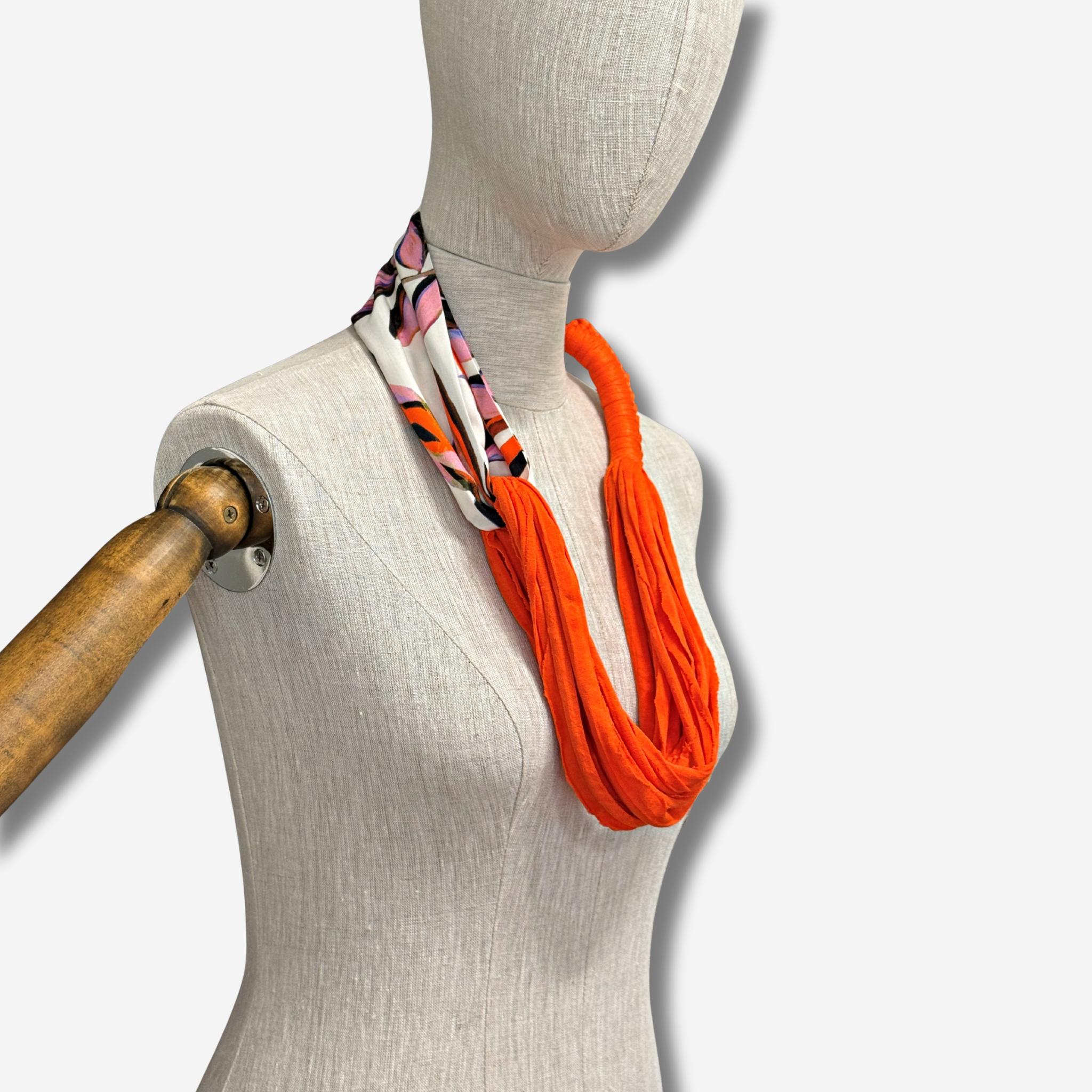 W-S SCARFETTE FLORAL ORANGE 5.png