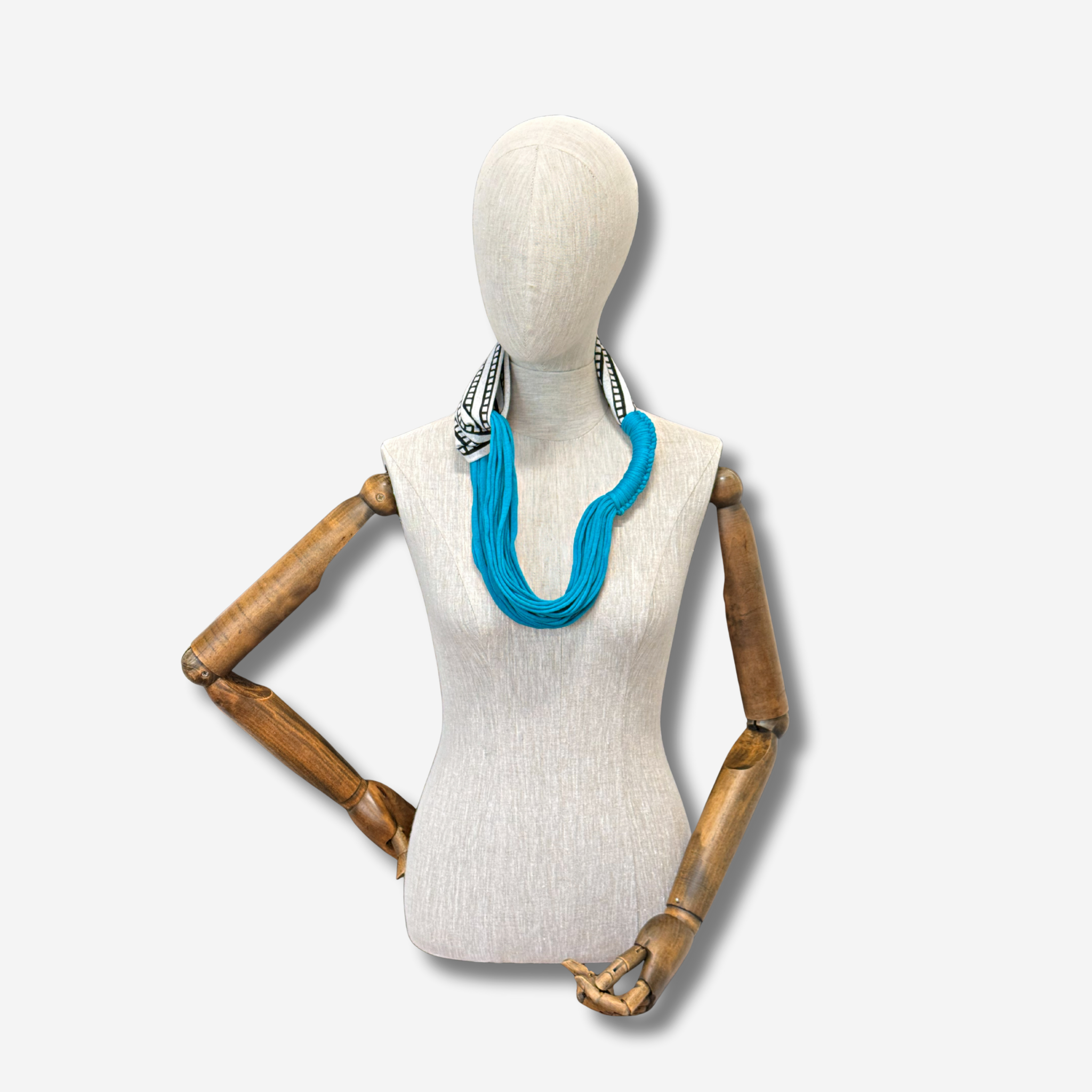 W-S SCARFETTE SPLICED LINEAR 10.png