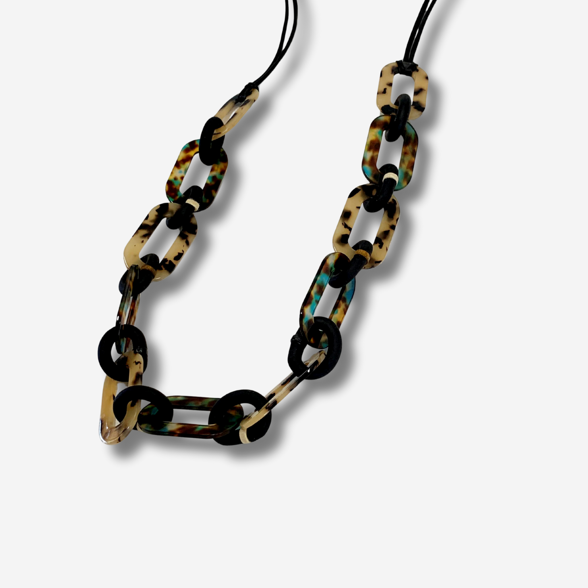 W-J736 AUDEN ENORA MIX IMAGE 4.png