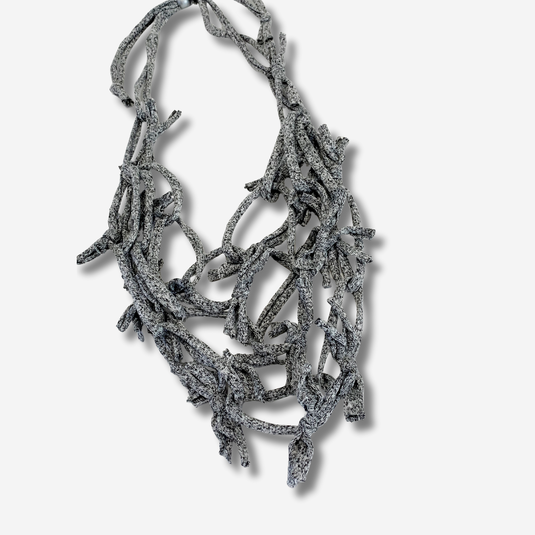 W-J007 STRUAN IMAGE 2.png