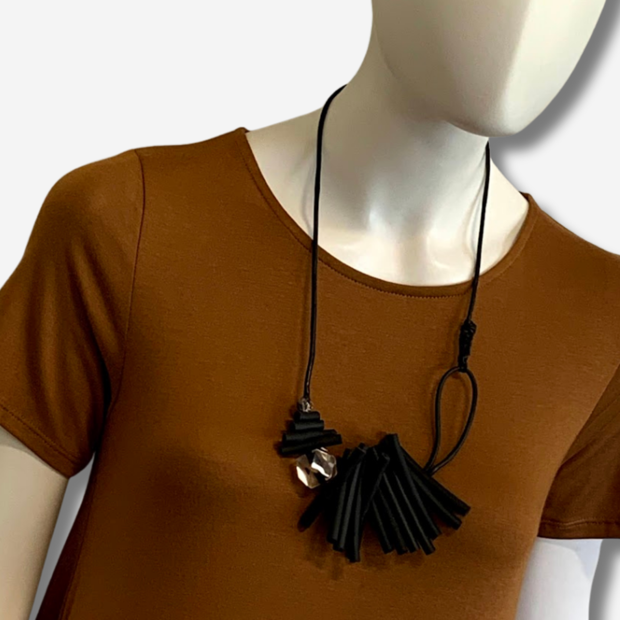 W-J725 VAYDA IMAGE 1.png