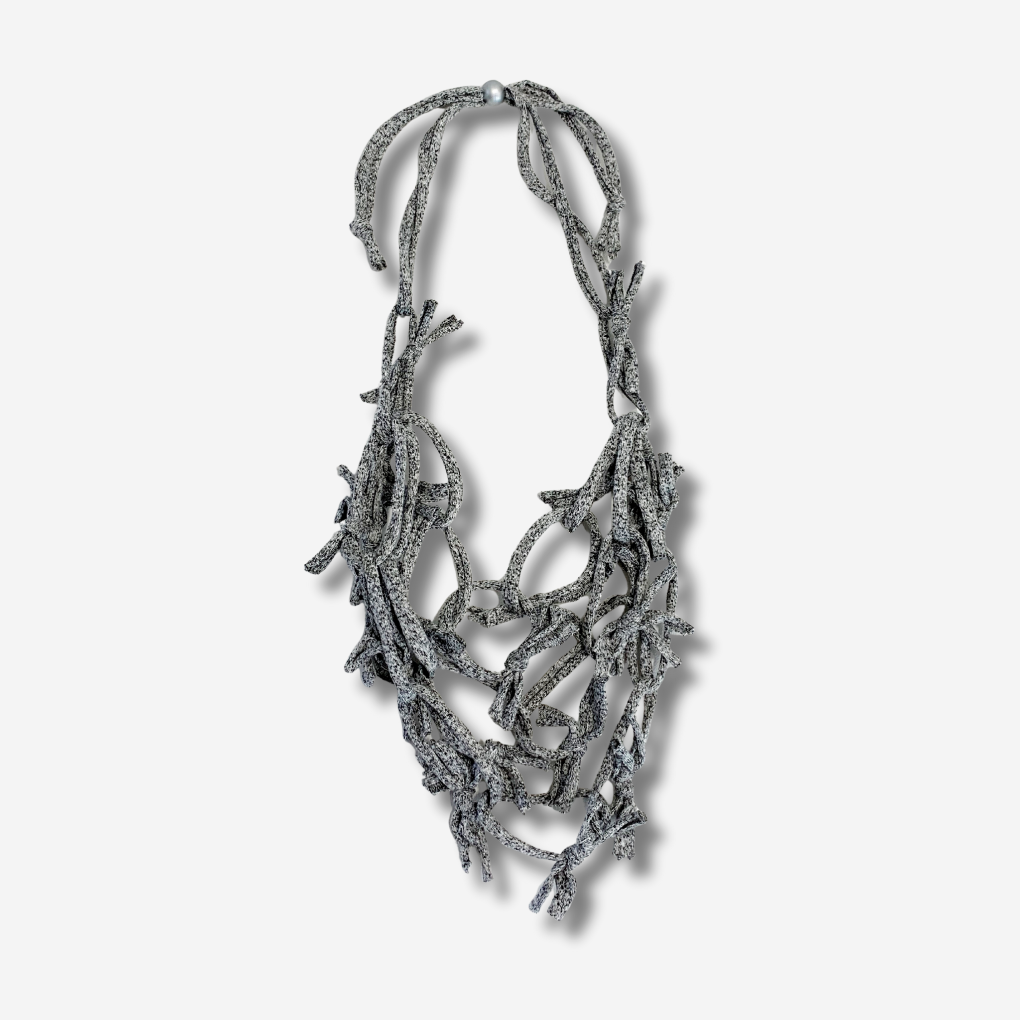 ‘Idalia’ knot knit ‘O’ ring neckpiece
